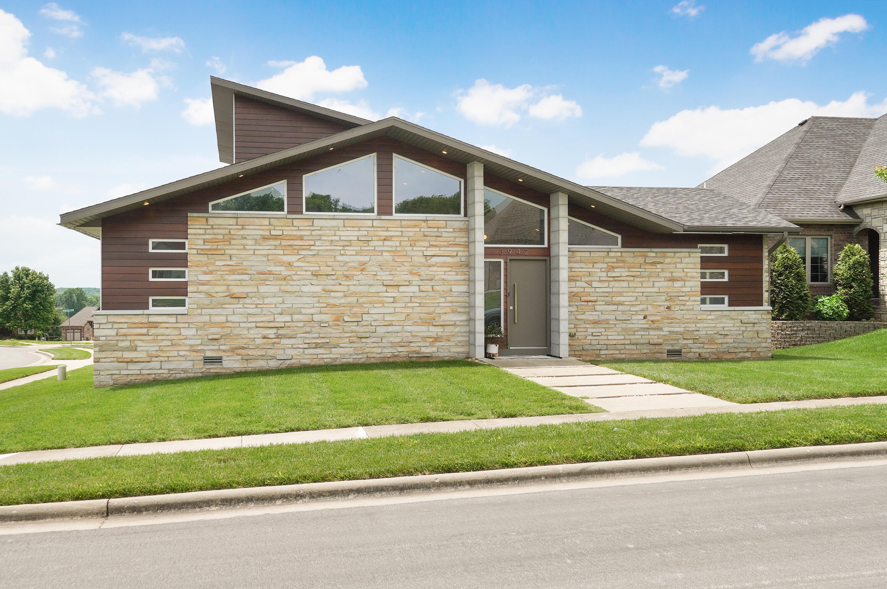 3942 E Rosebrier Street, Springfield, MO 65809 — photo 2