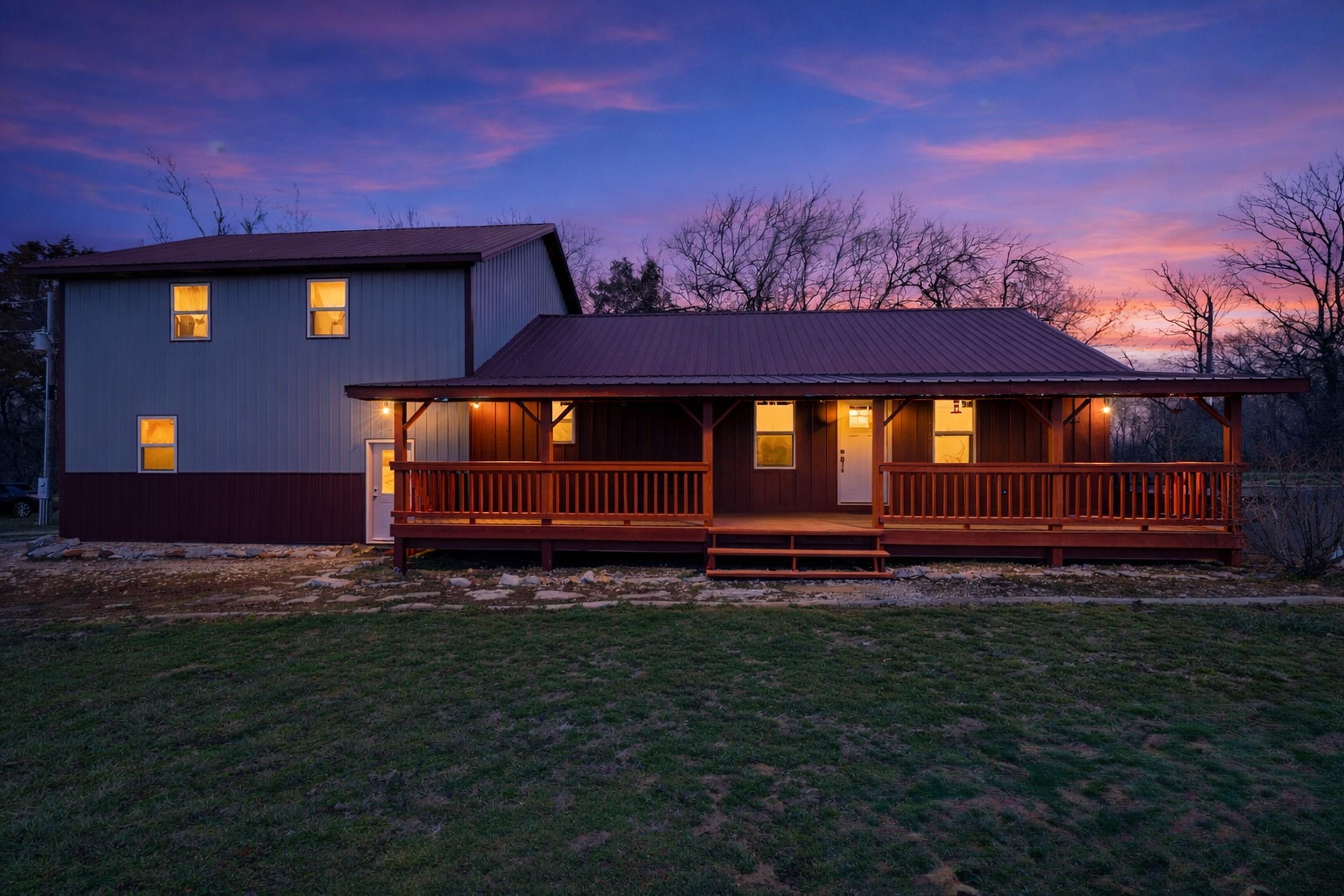 8586 Farm Road 2230 — photo