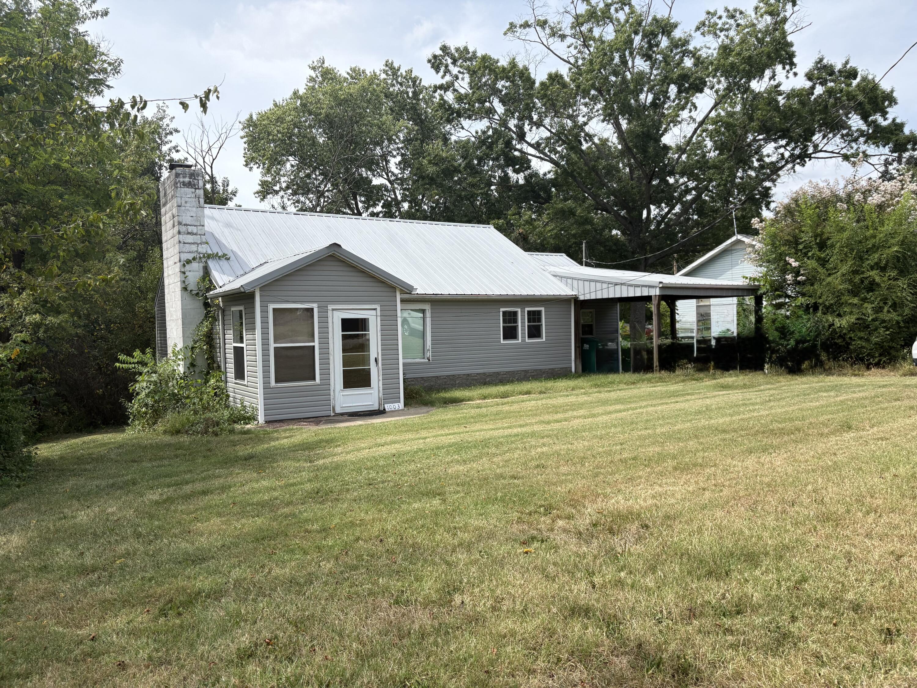 1003 Cedar Avenue — photo