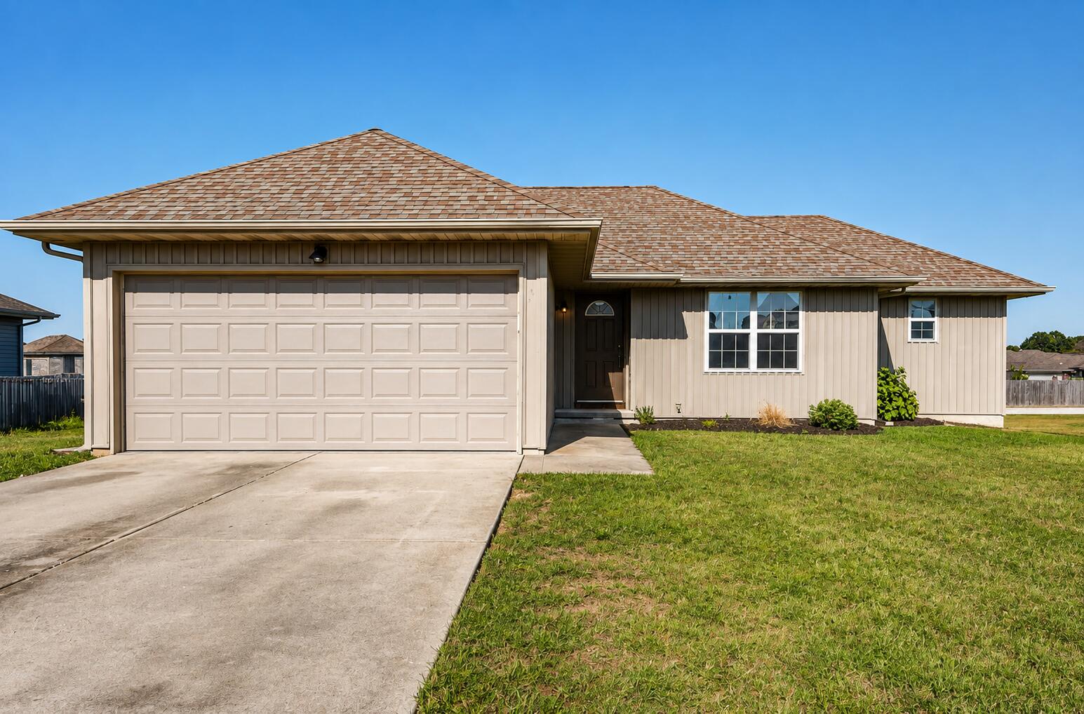 107 Cherry Avenue, Clever, MO 65631 — photo 2