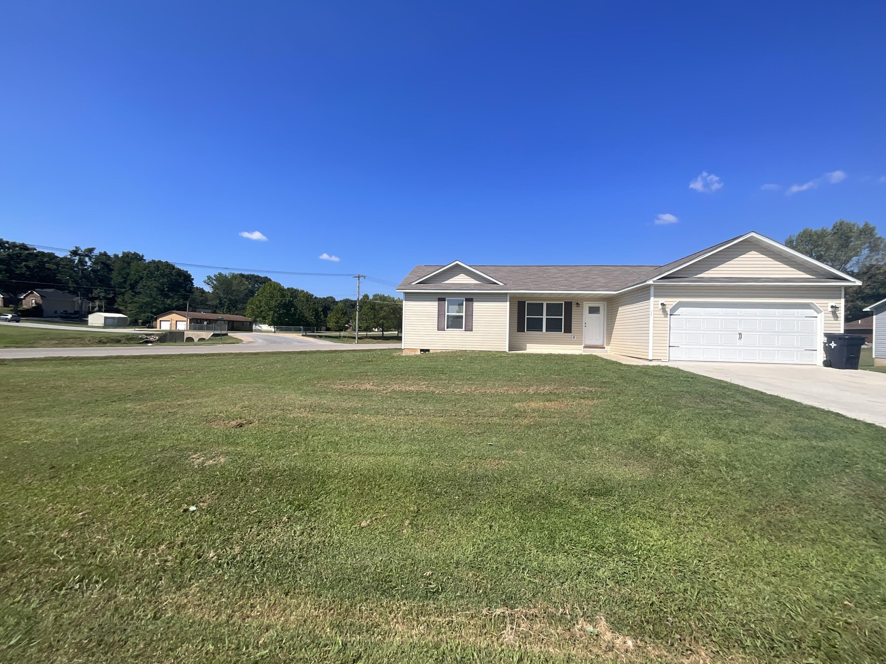 2503 Melissa Place — photo
