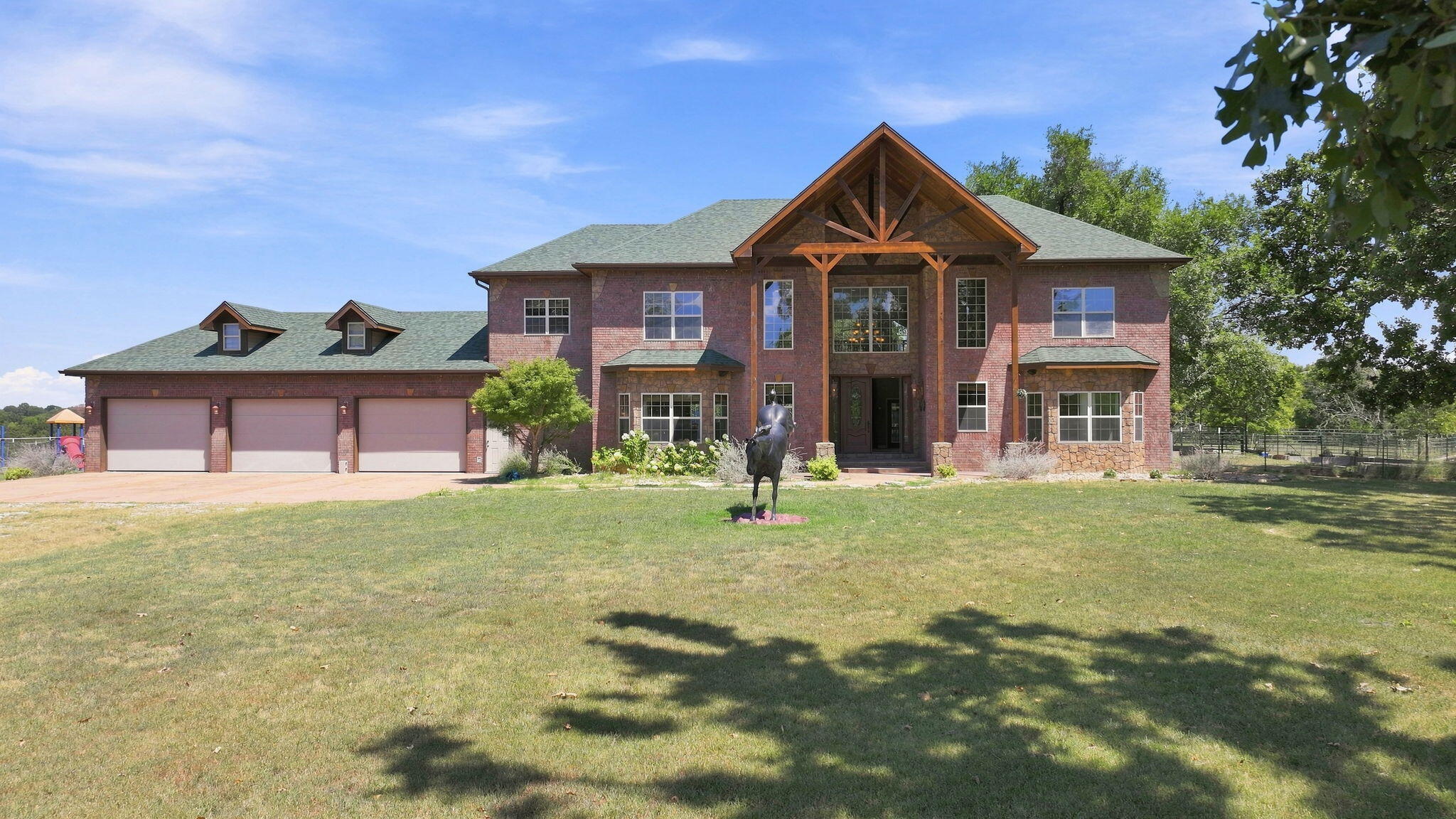 495 Shady Oak Lane, Reeds Spring, MO 65737 — photo 2