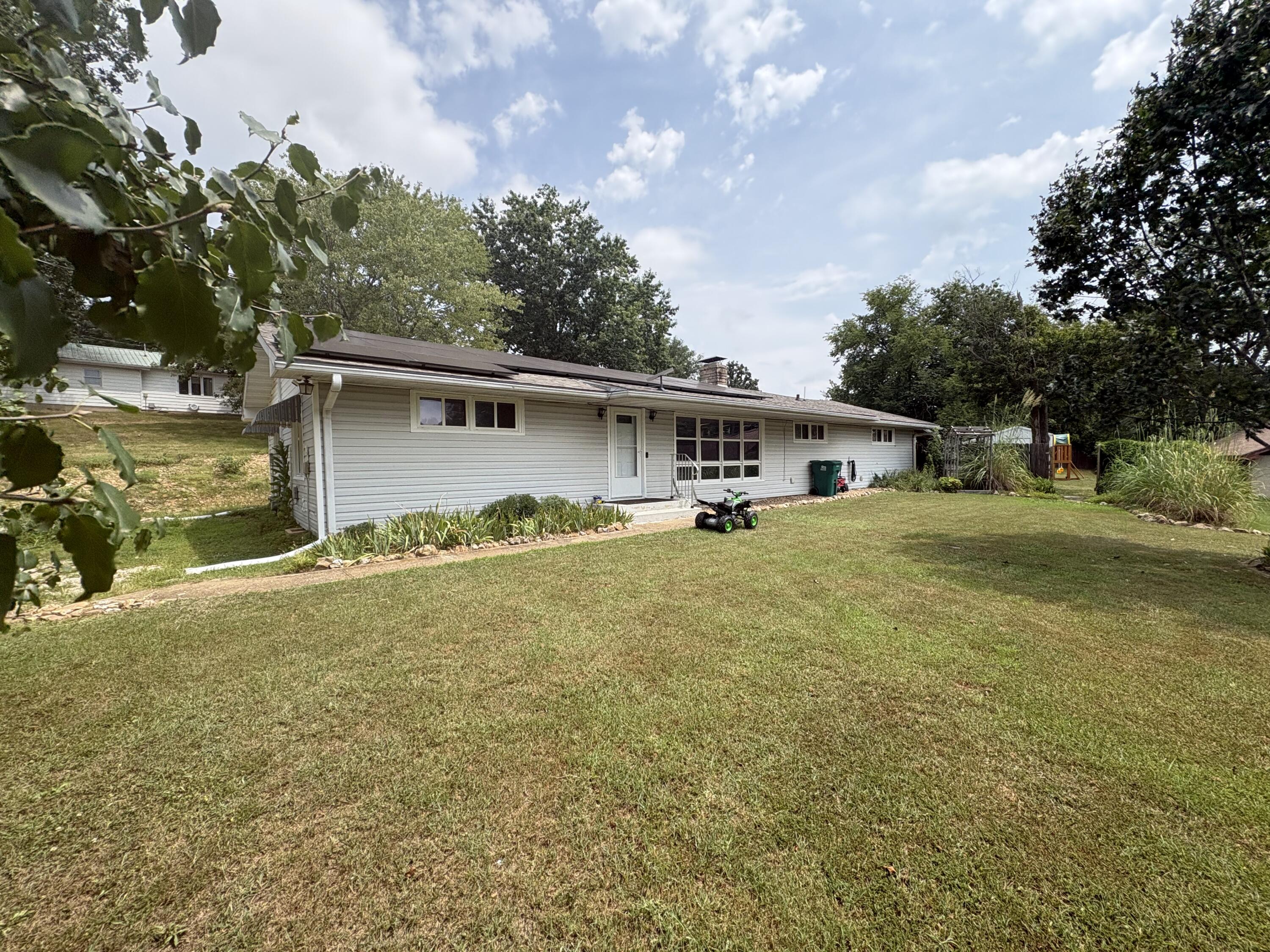 1020 Walnut Street — photo