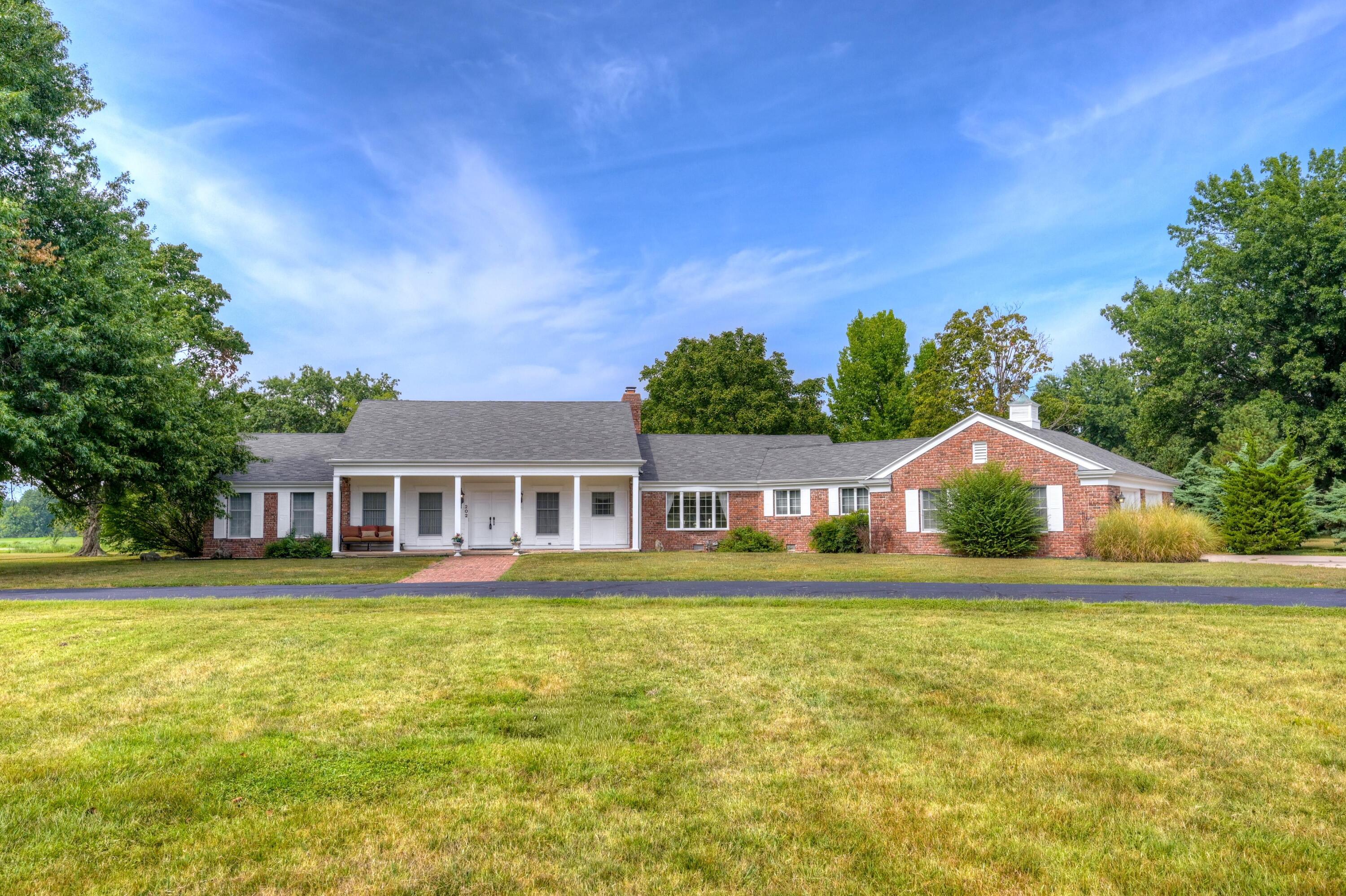 202 Gardner Drive — photo