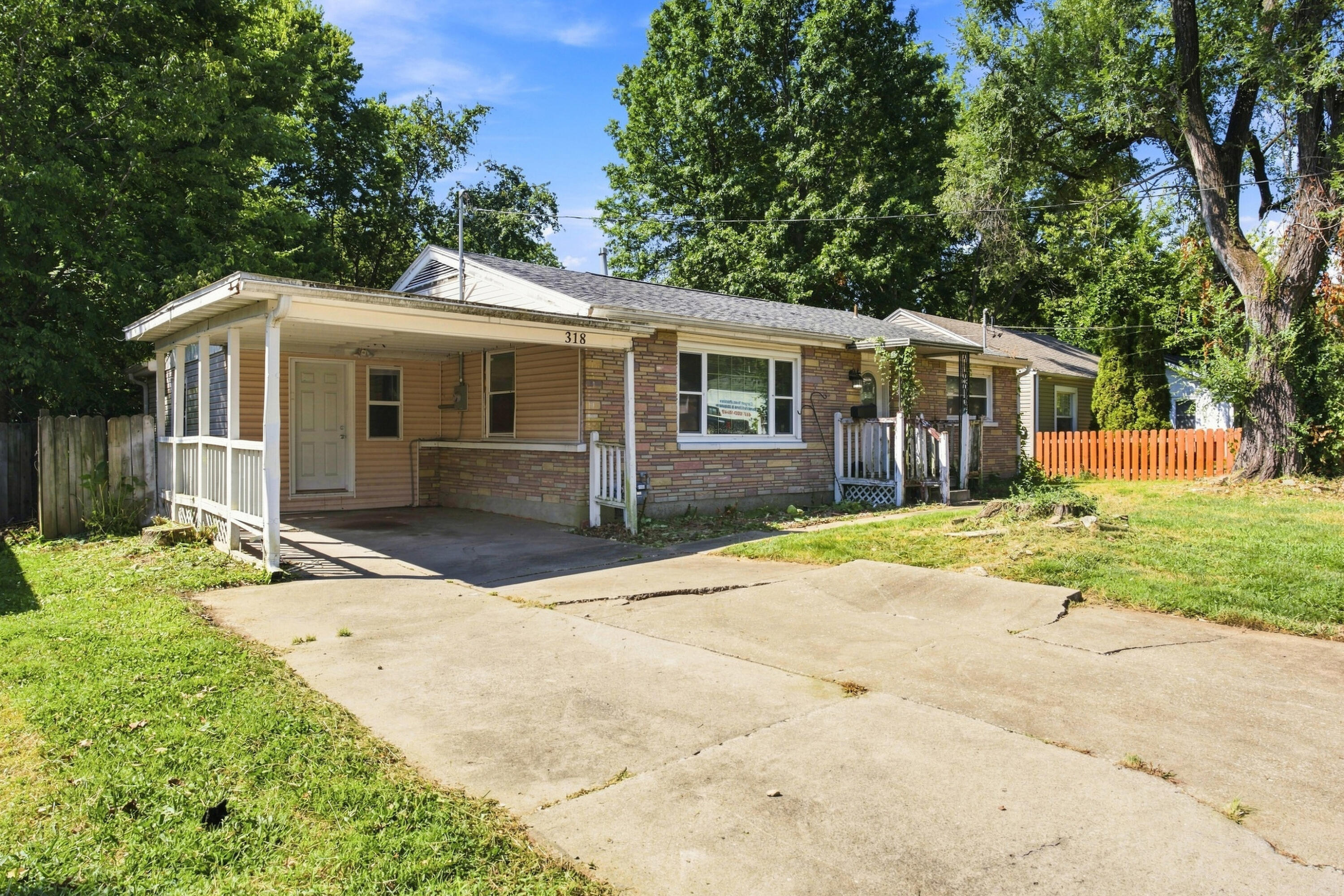 318 E Whiteside Street, Springfield, MO 65807 — photo 2