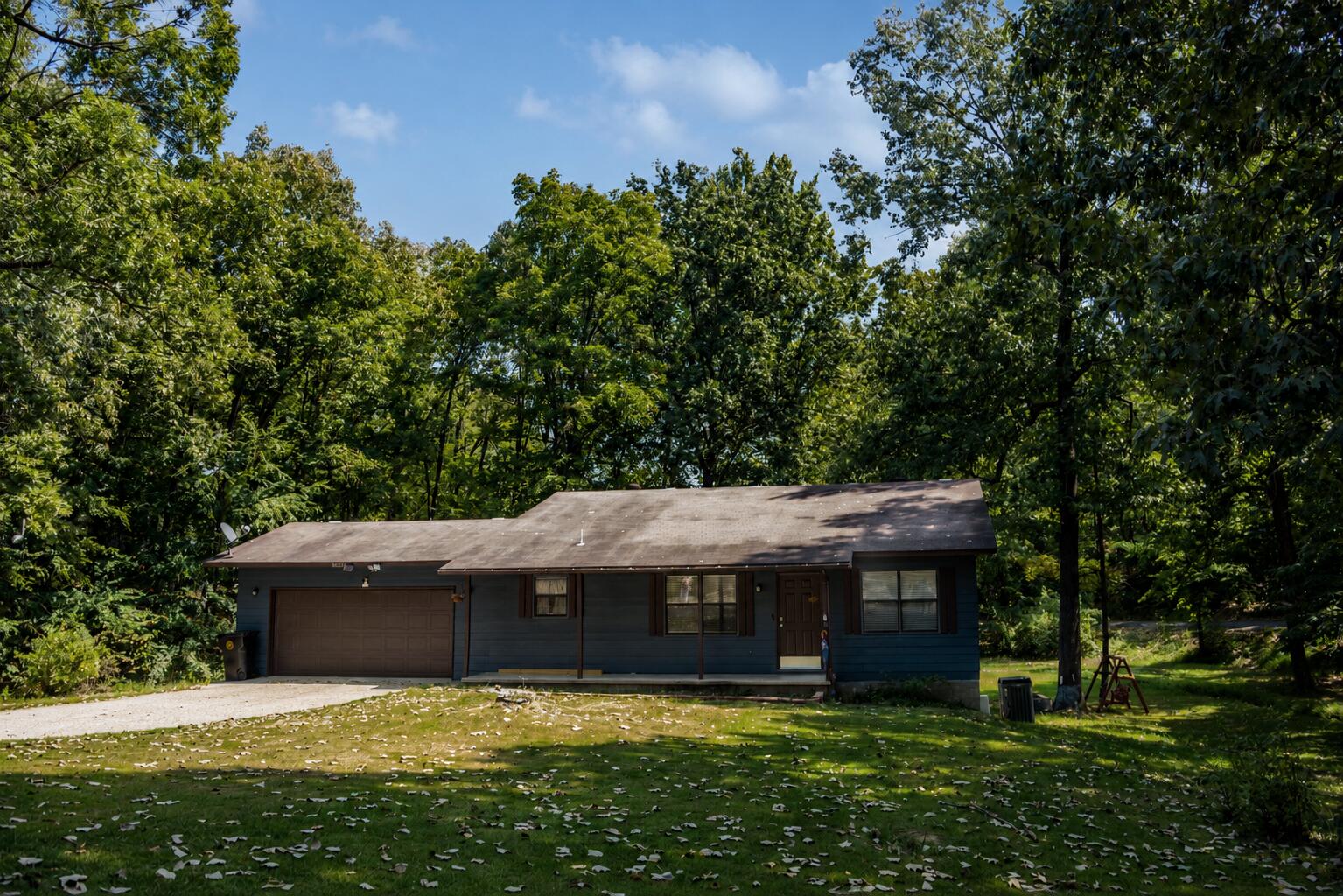 1501 Spinnenwebber Street — photo