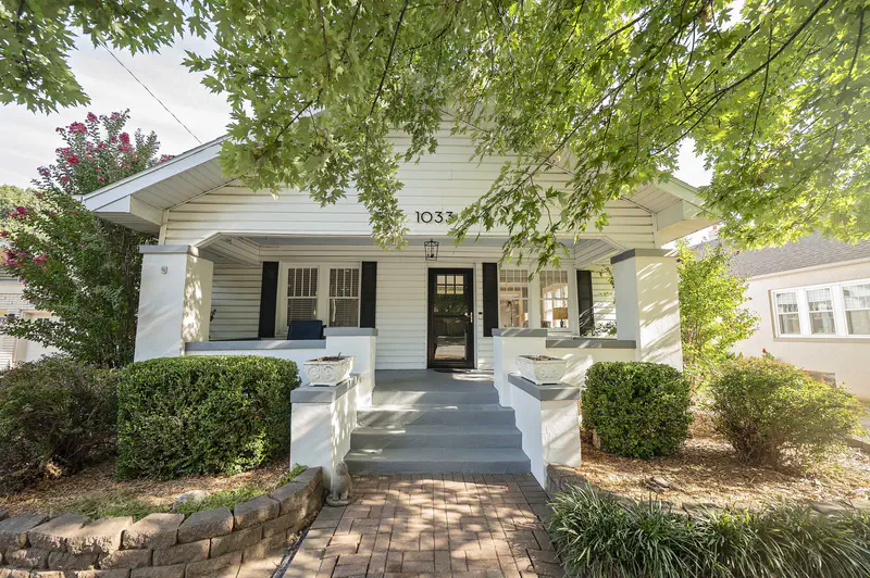 1033 E Stanford Street — photo