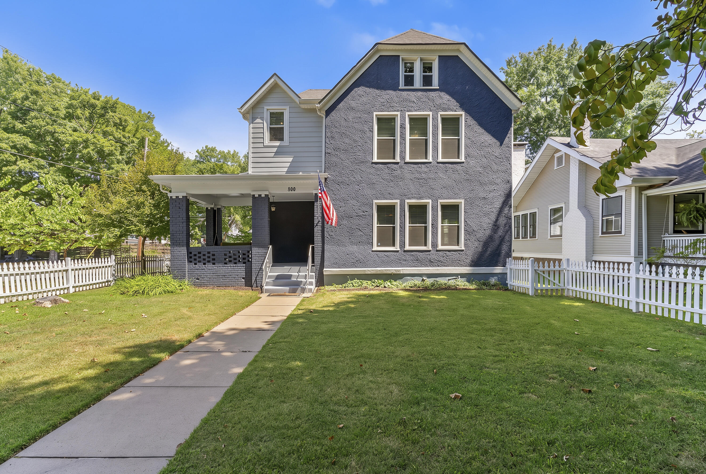 800 S Pickwick Avenue — photo