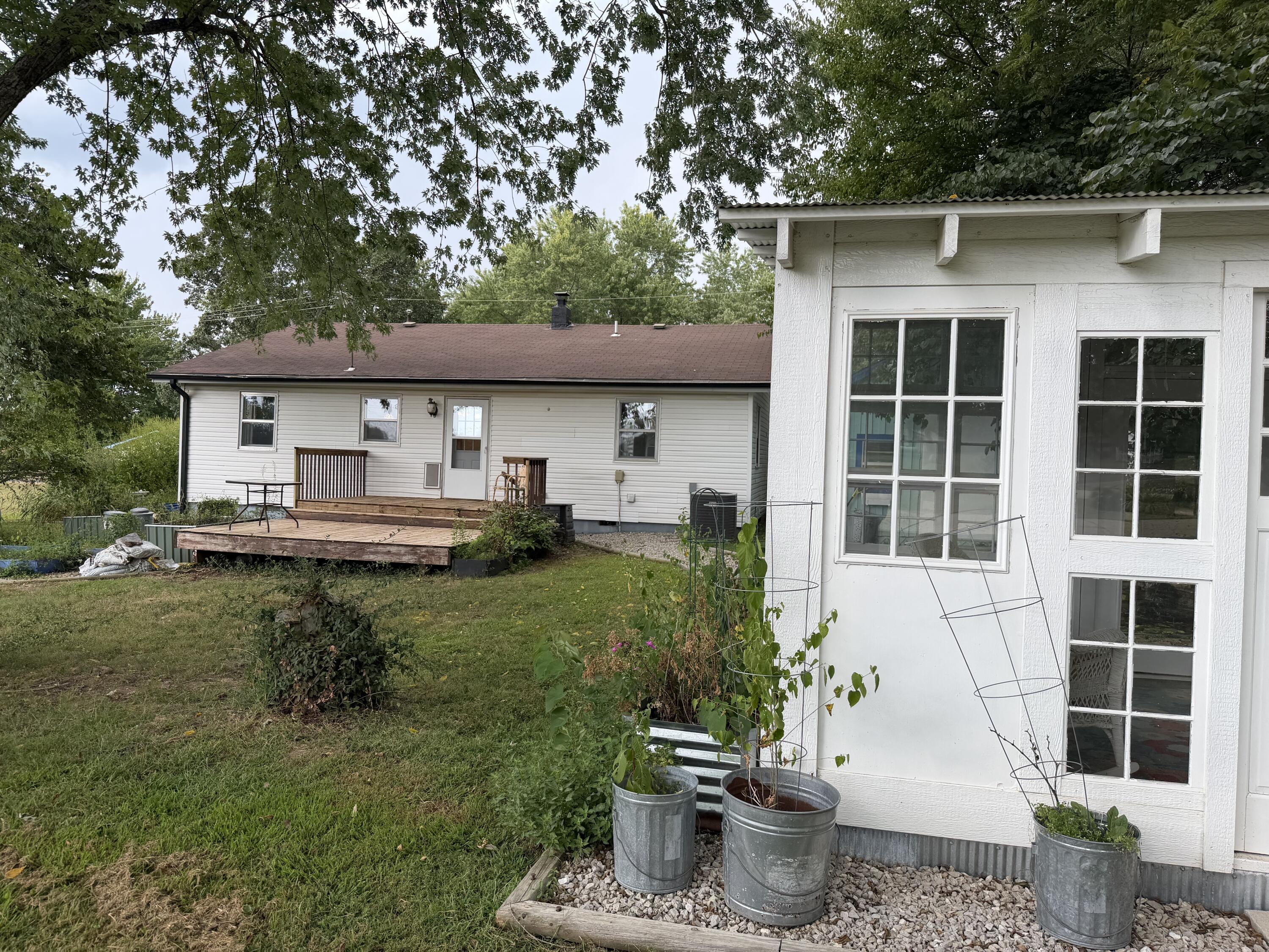 107 E James Street, Mountain View, MO 65548 — photo 3