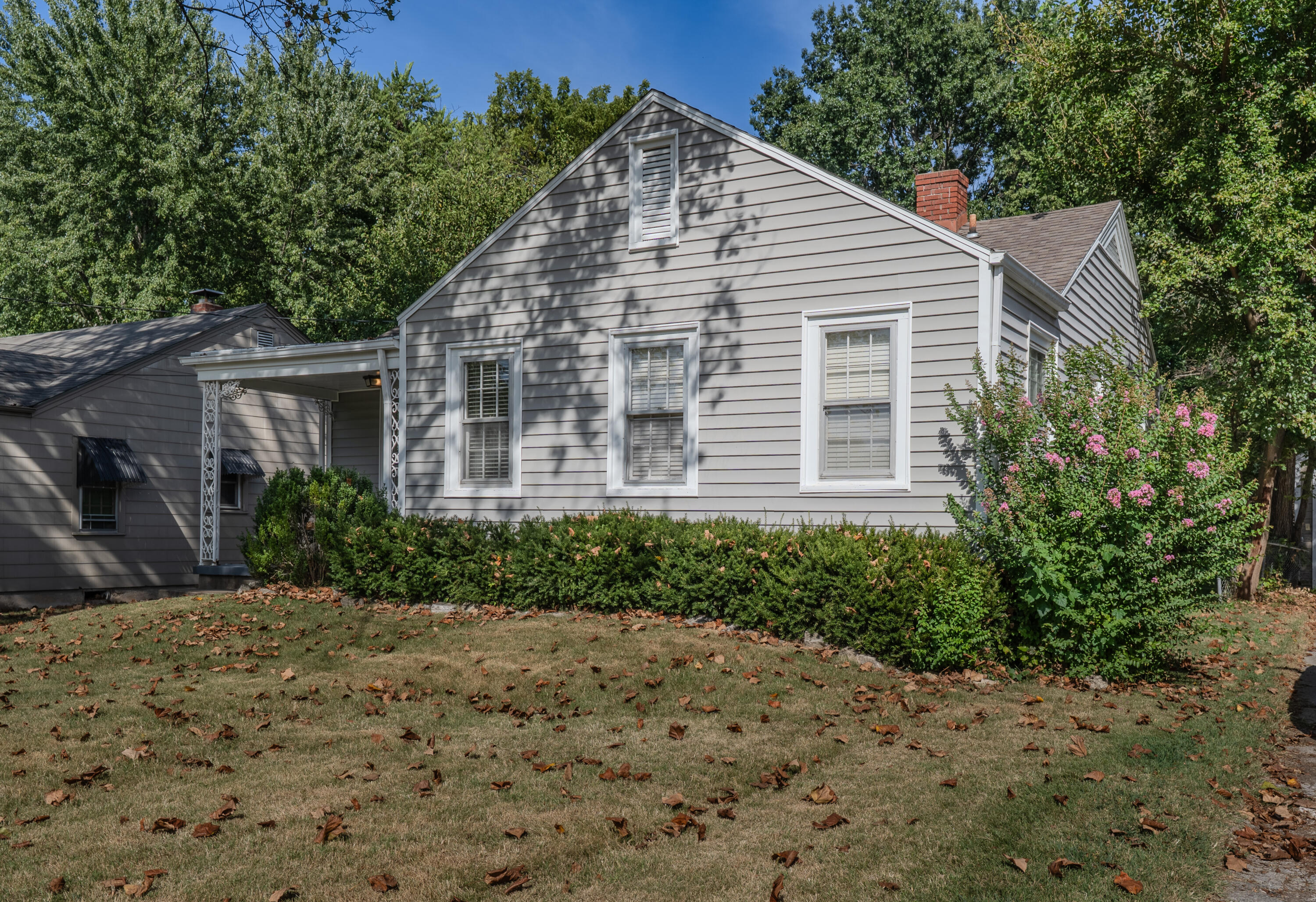 1514 S Kickapoo Avenue, Springfield, MO 65804 — photo 2