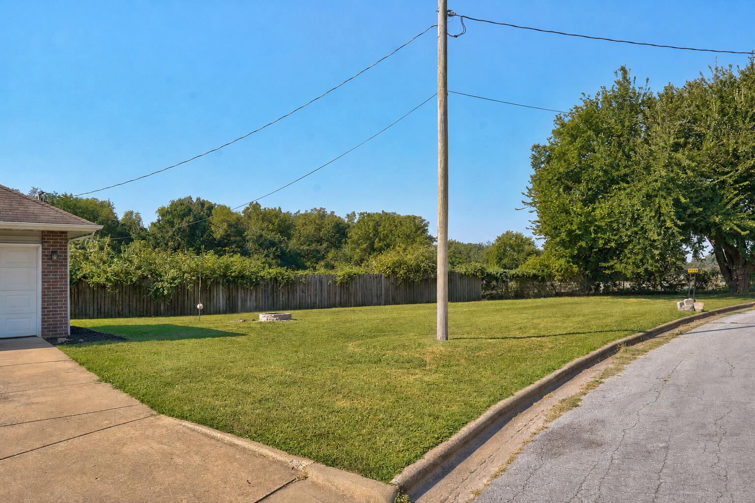 3430 W Riverside Street, Springfield, MO 65807 — photo 2