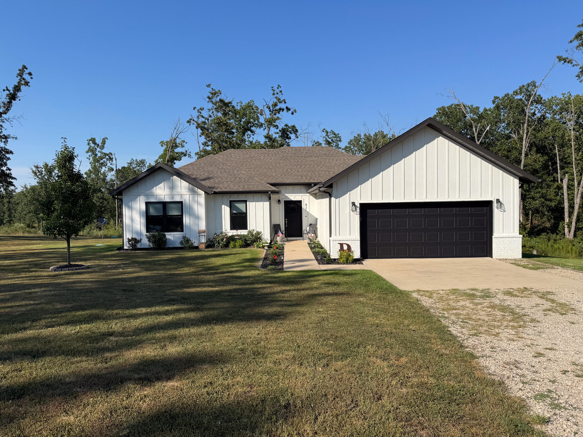 421 Ira Drive — photo