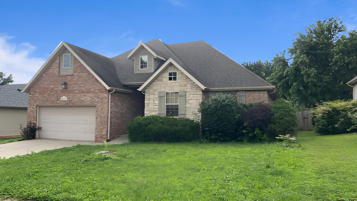 819 S Southgate Drive — photo