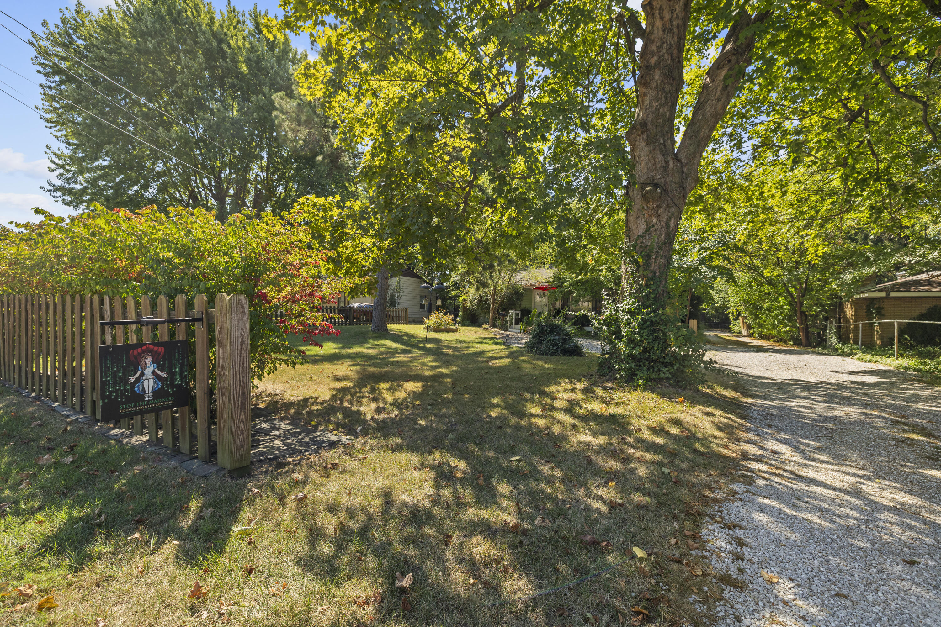 2030 E Grand Street, Springfield, MO 65804 — photo 3