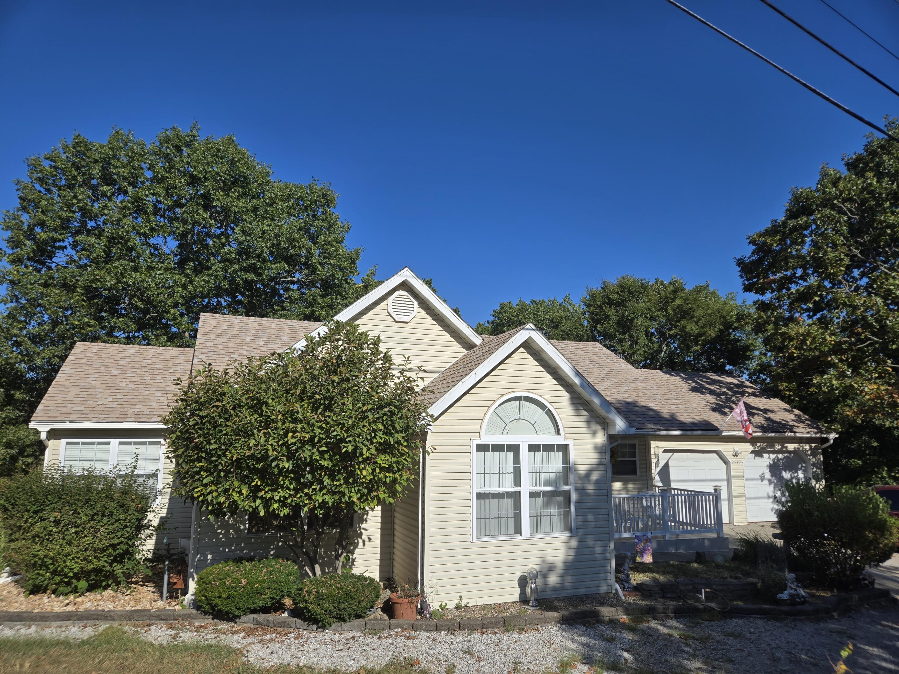 2597 Talking Rocks Road — photo