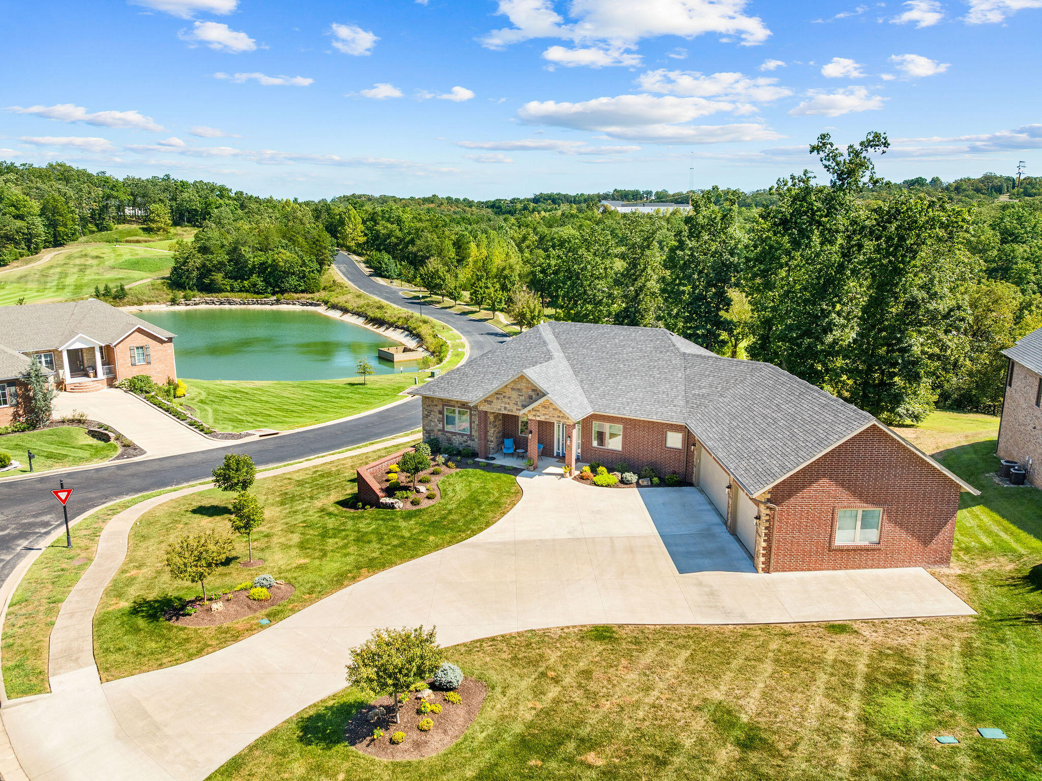 105 Pinehurst Court, Branson, MO 65616 — photo 2