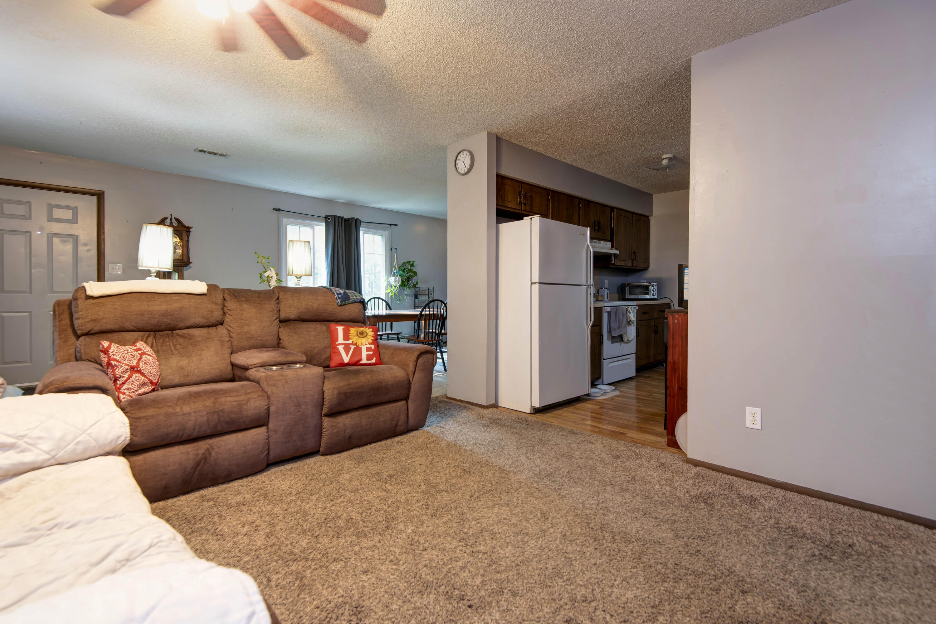 2844 N Summit Avenue, Springfield, MO 65803 — photo 3