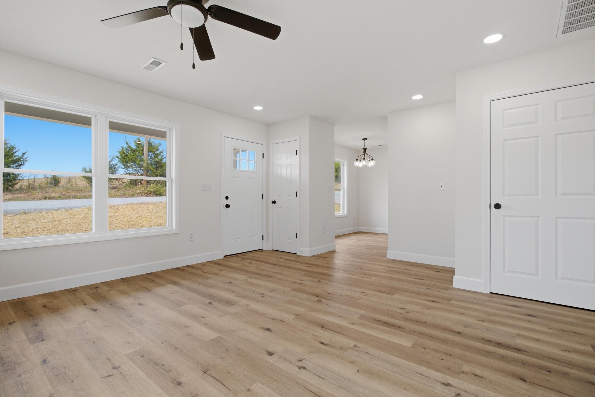 616 Rogers Avenue, Cabool, MO 65689 — photo 3