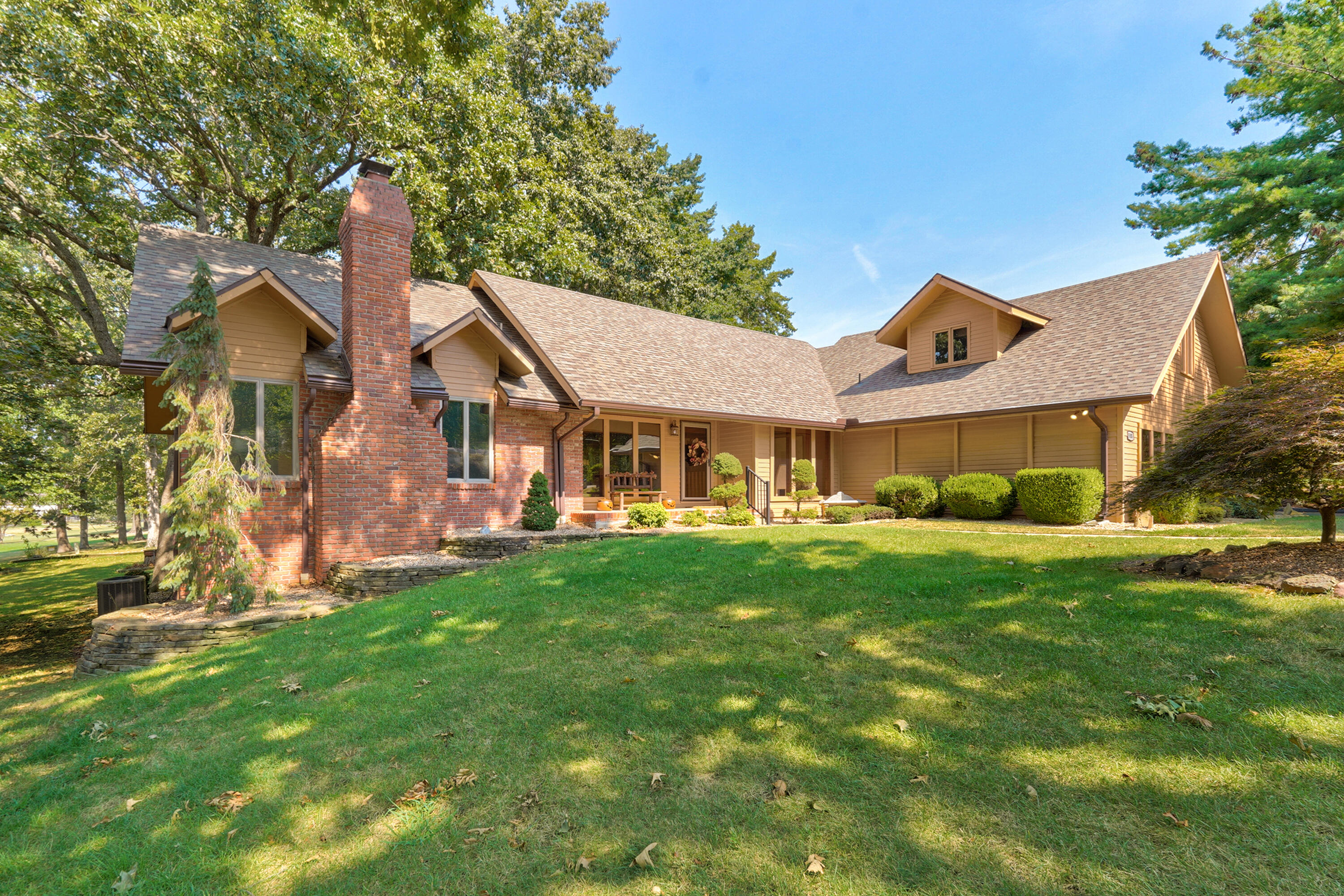 5103 Colonial Circle — photo