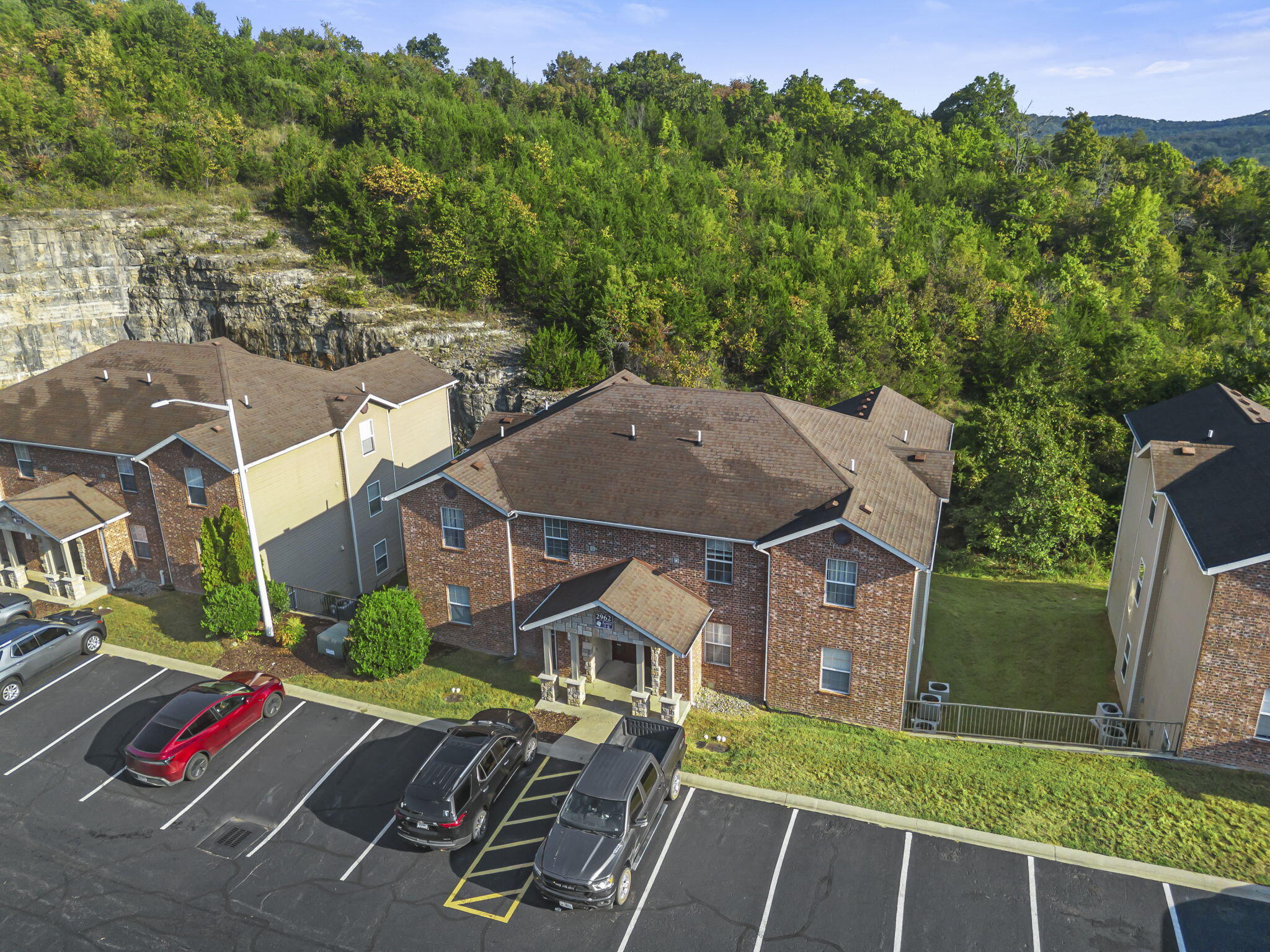 2962 Vineyards Parkway 3 & 4 — photo