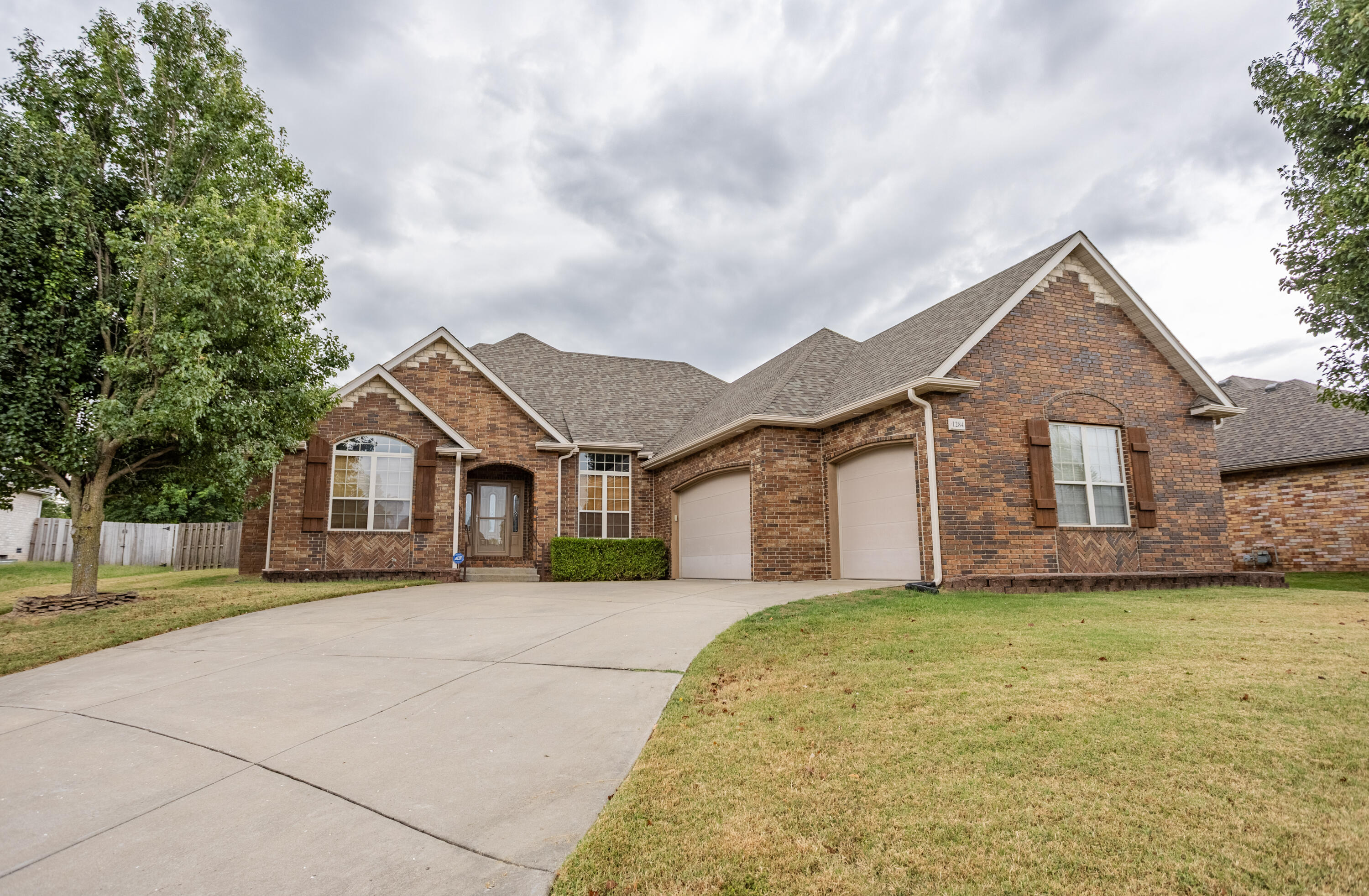 1284 Evington Court, Springfield, MO 65803 — photo 2