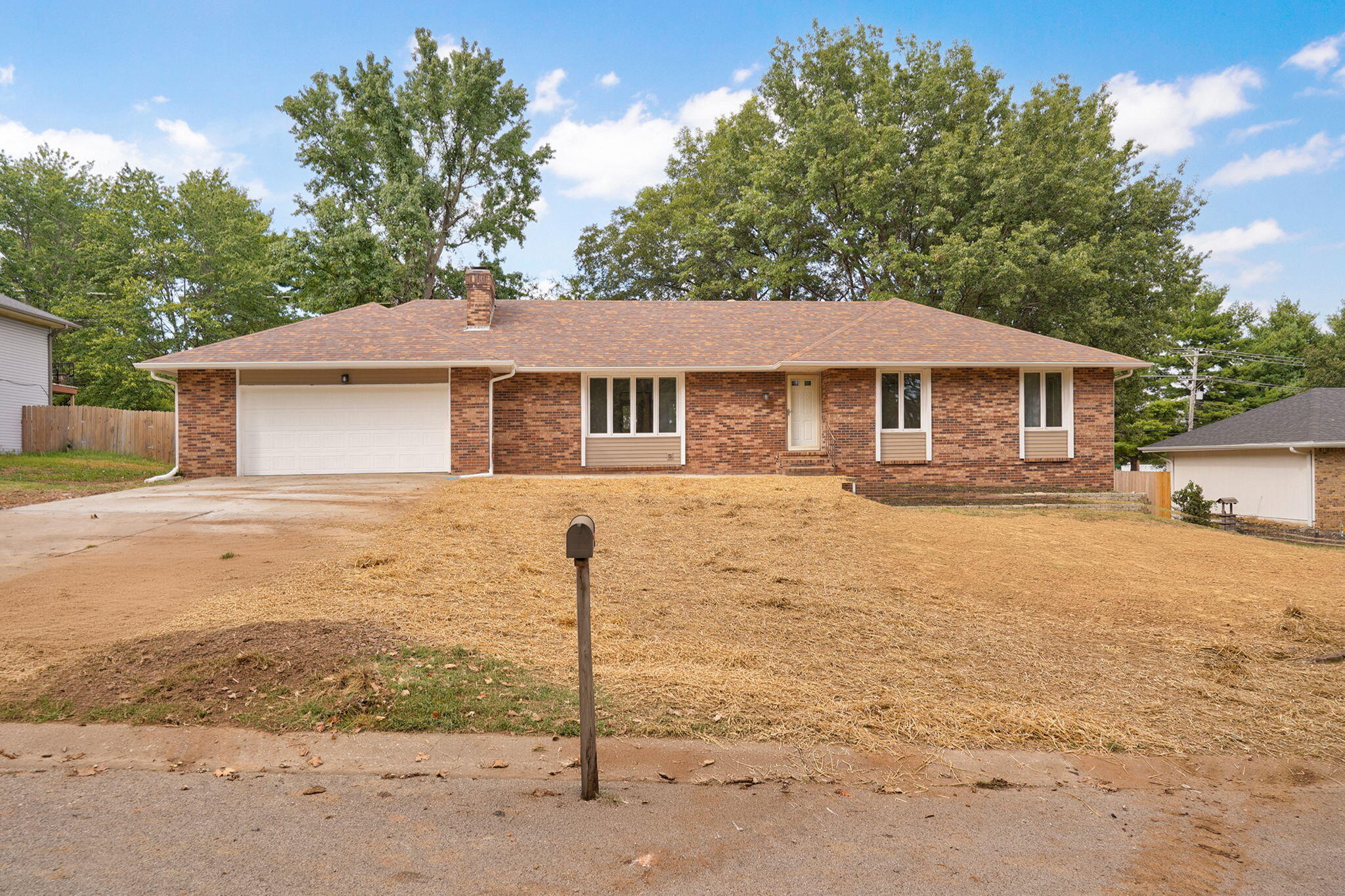 515 E Cardinal Street, Springfield, MO 65810 — photo 2
