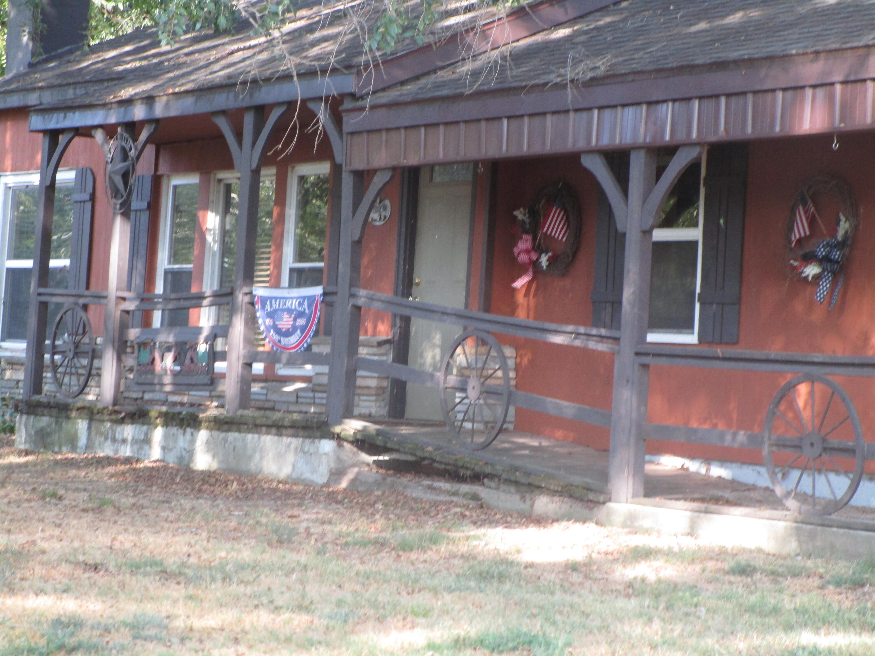 13084 Farm Road 1040 — photo