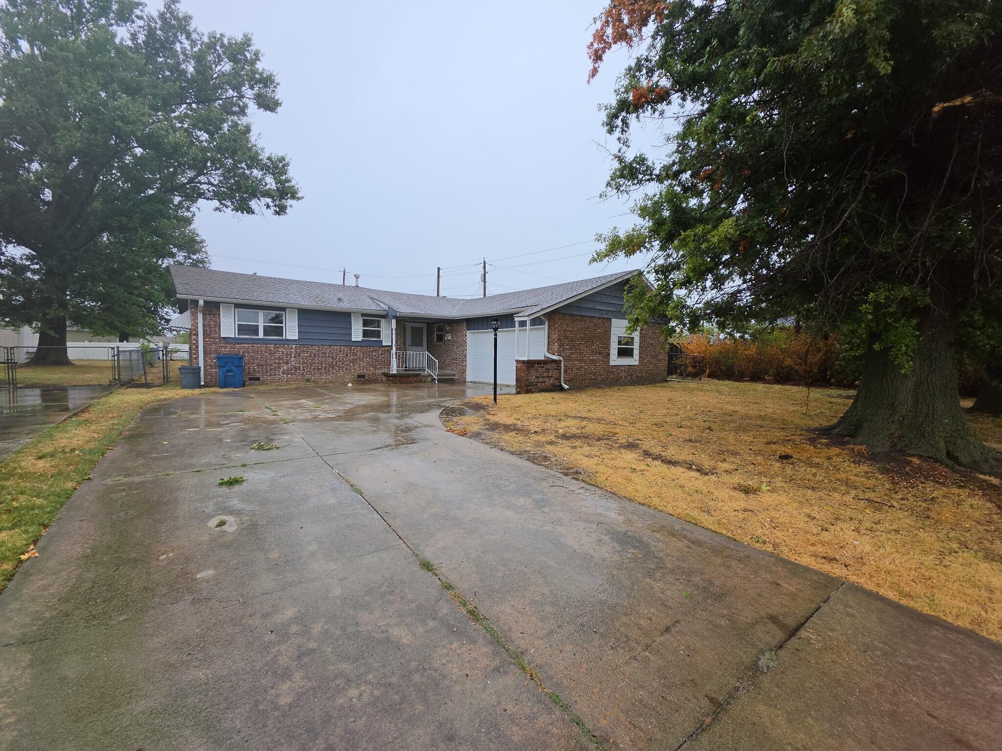2208 MC Connell Avenue — photo