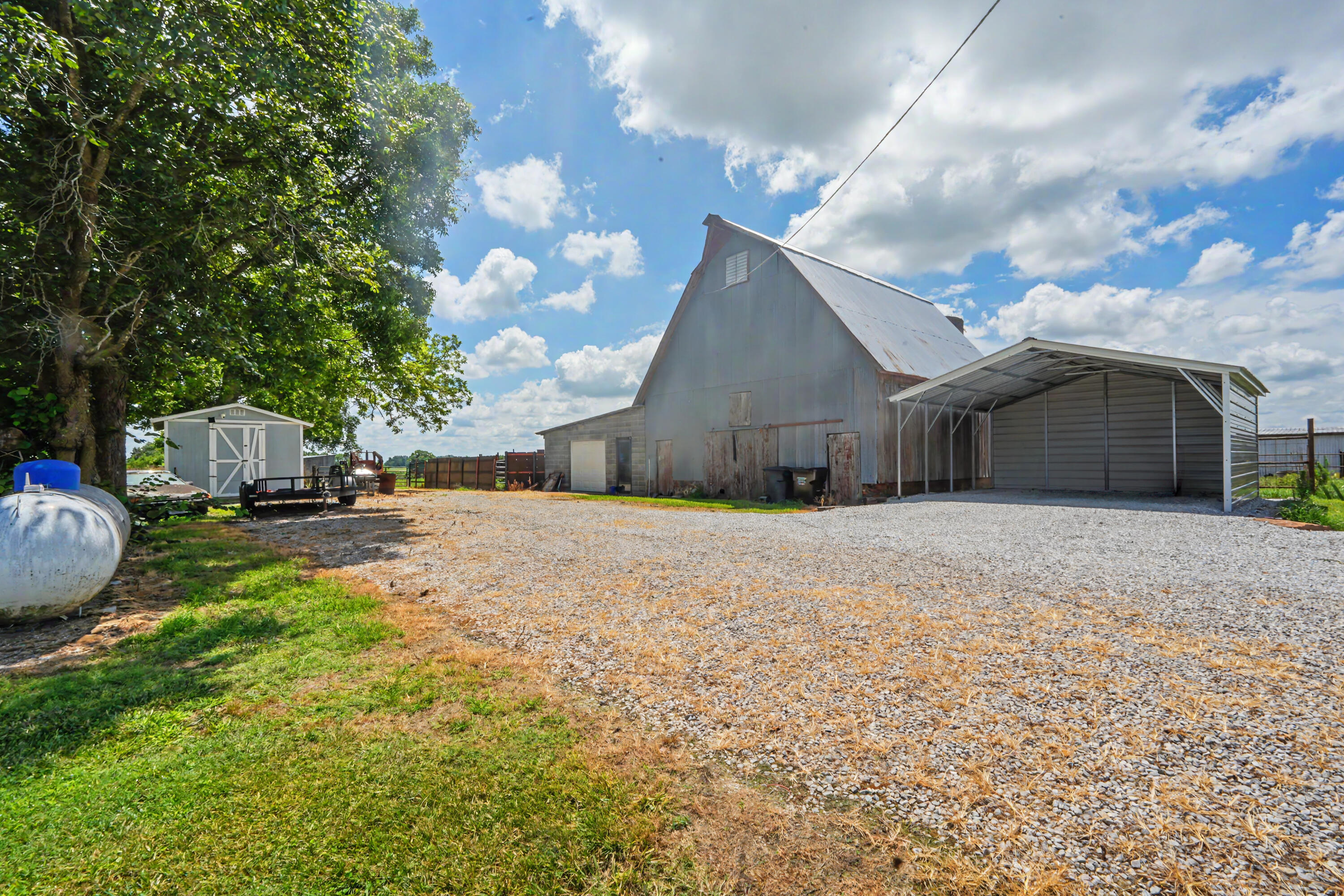 1114 Vermule Road — photo