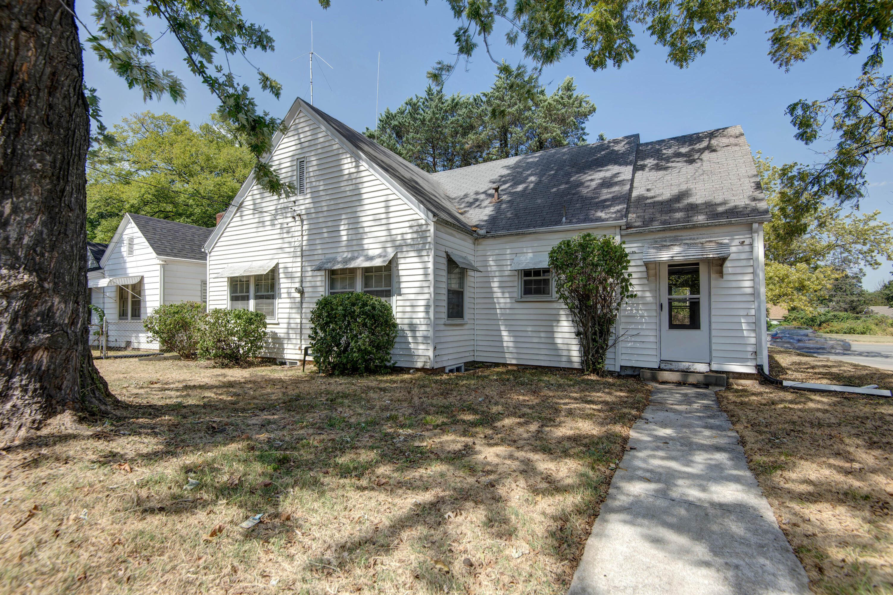 1126 E Sunshine Street, Springfield, MO 65807 — photo 3