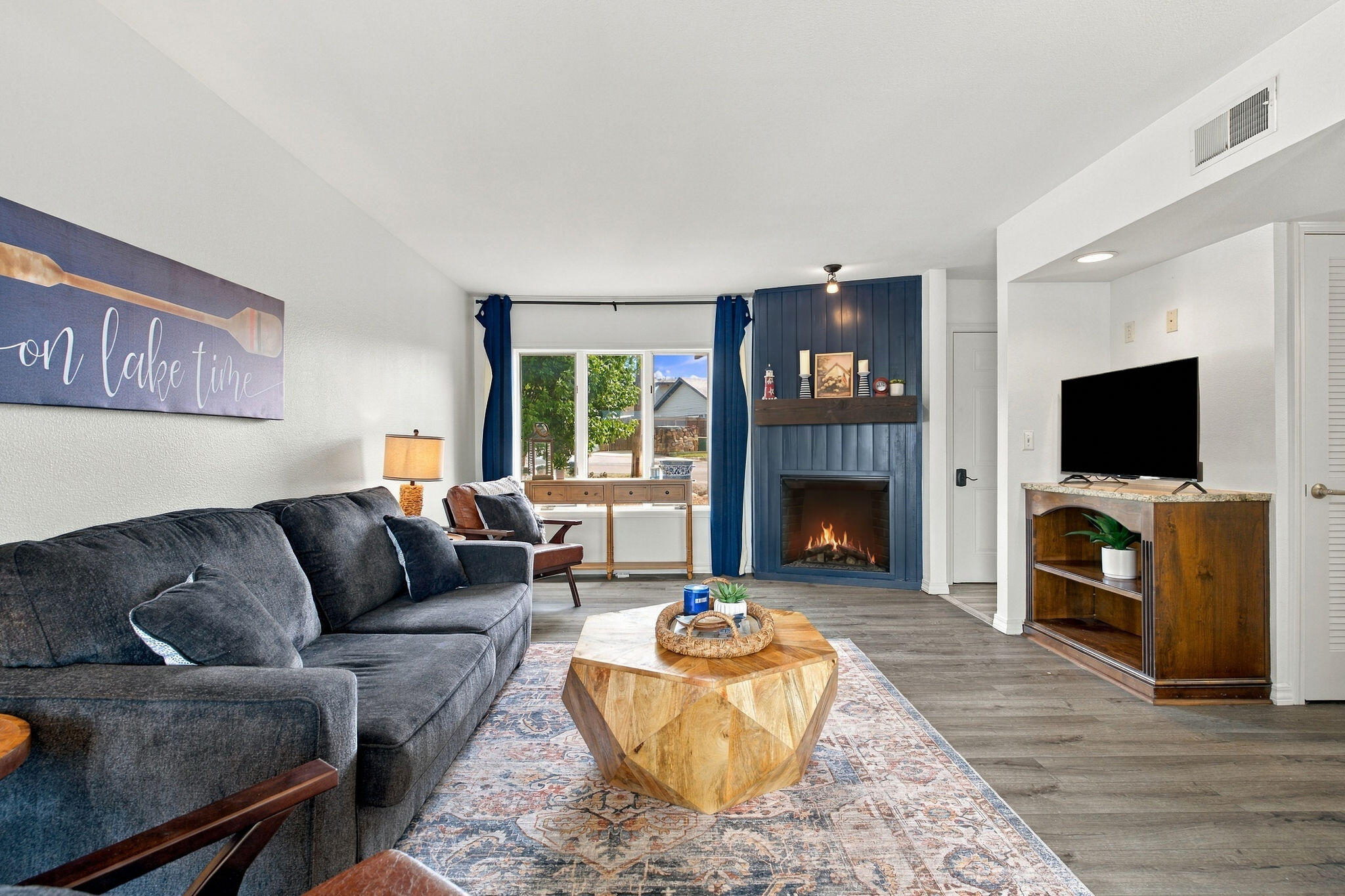 361 Anchors Point Lane Unit 307 — photo