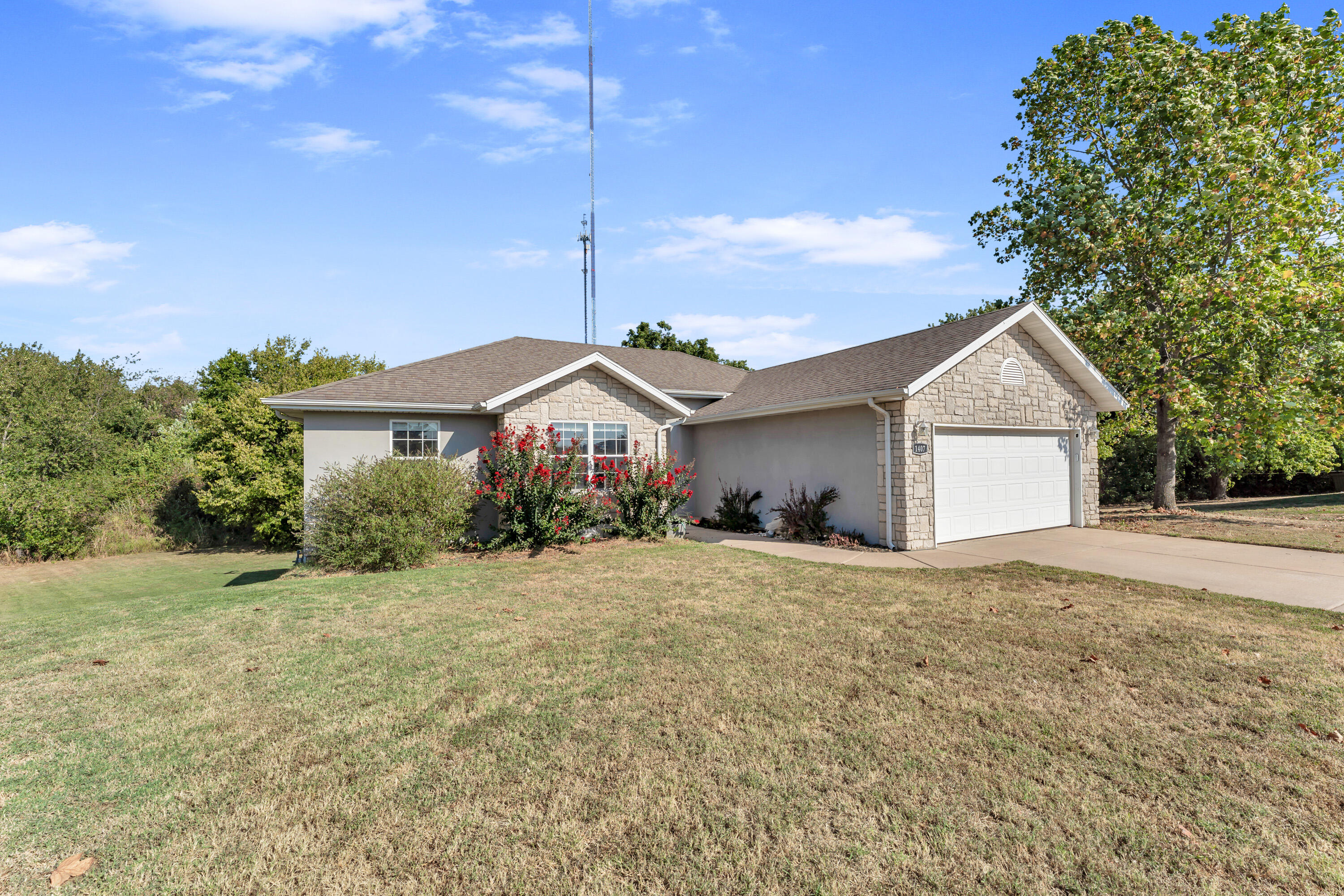 1407 Raspberry Court — photo