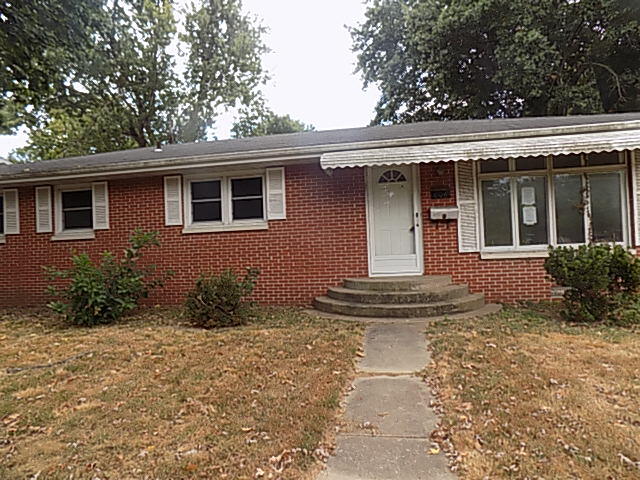 606 E Wayland Street — photo
