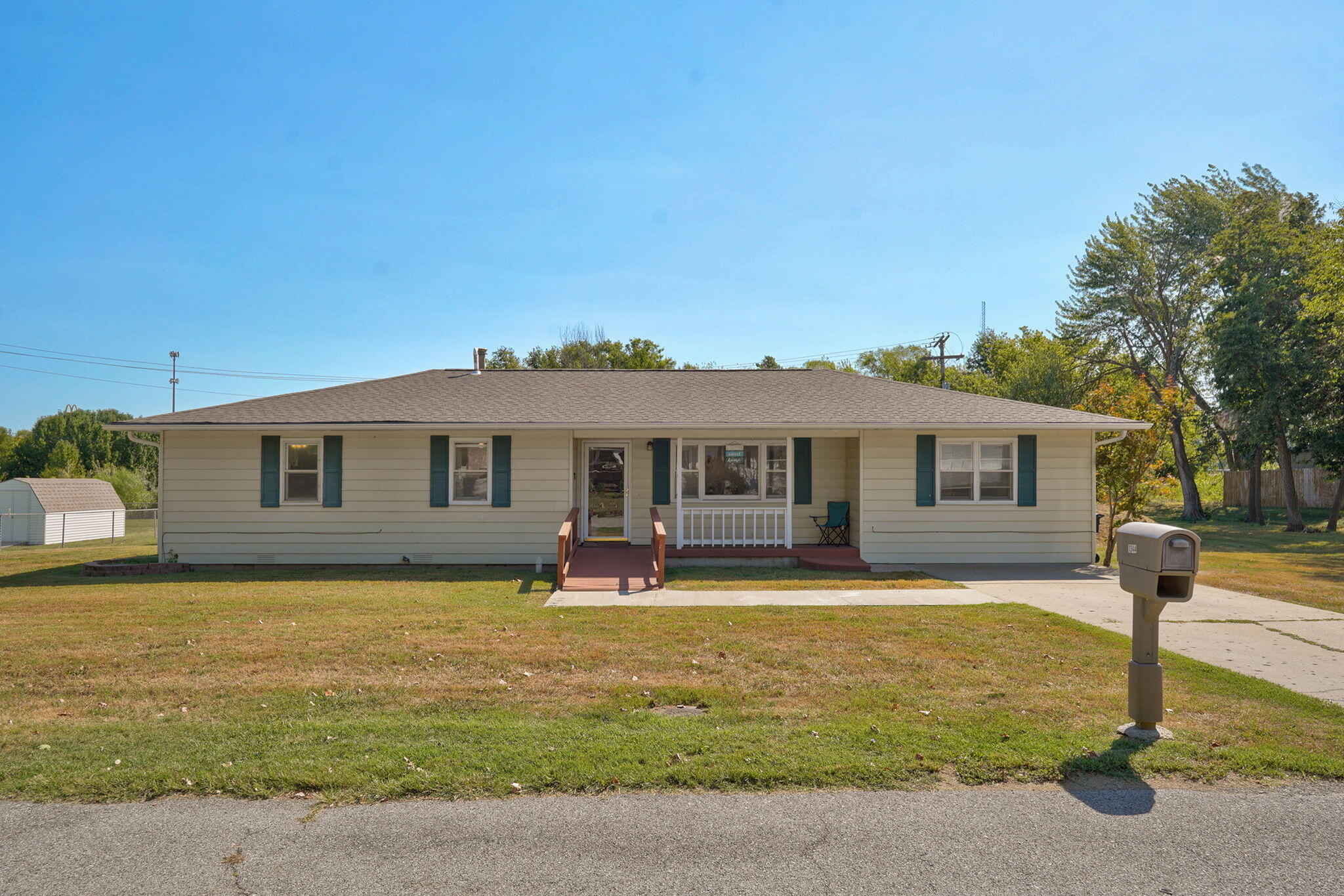 1344 Woodlawn Avenue — photo