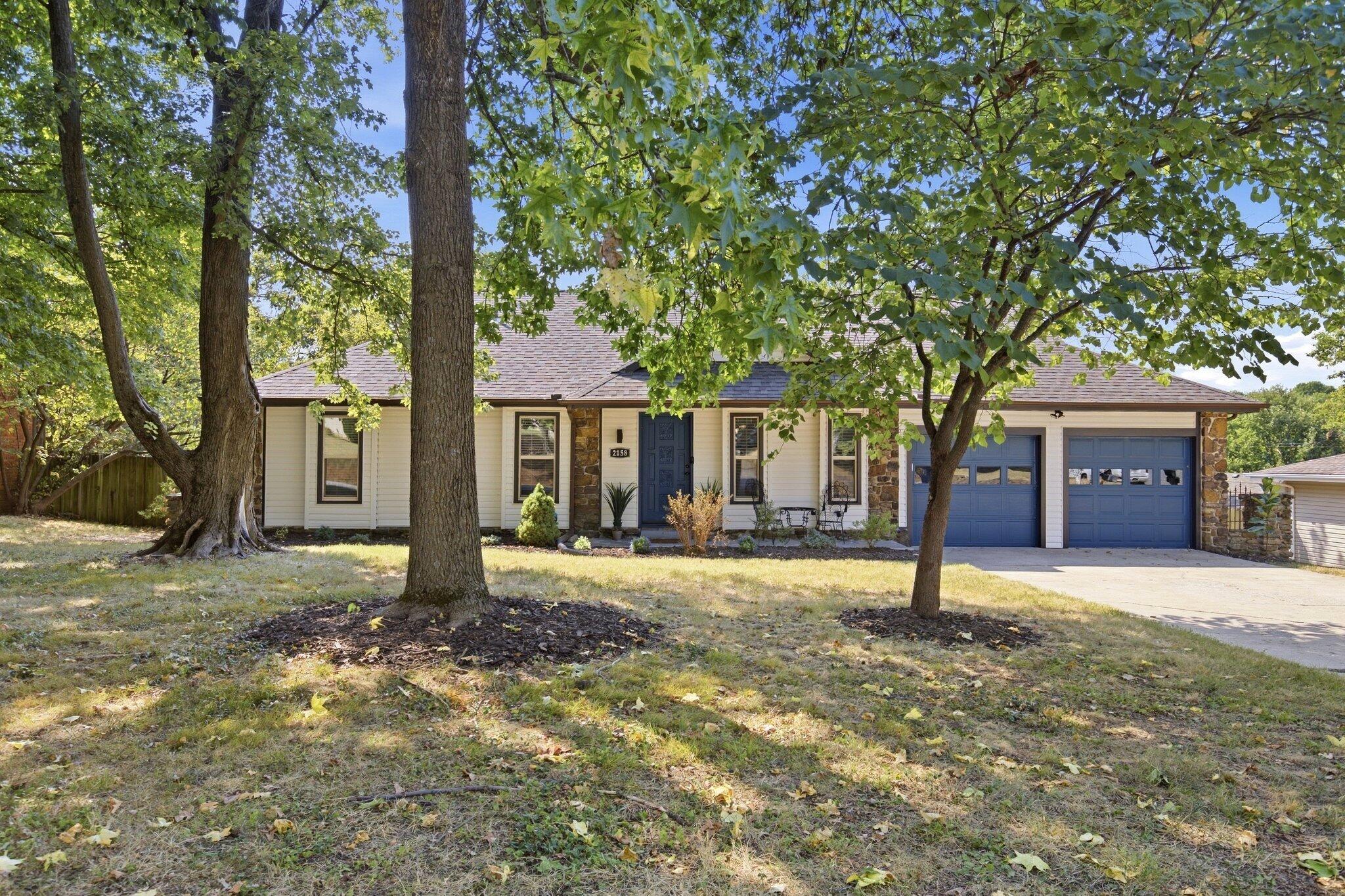 2158 E Cardinal Street, Springfield, MO 65804 — photo 2