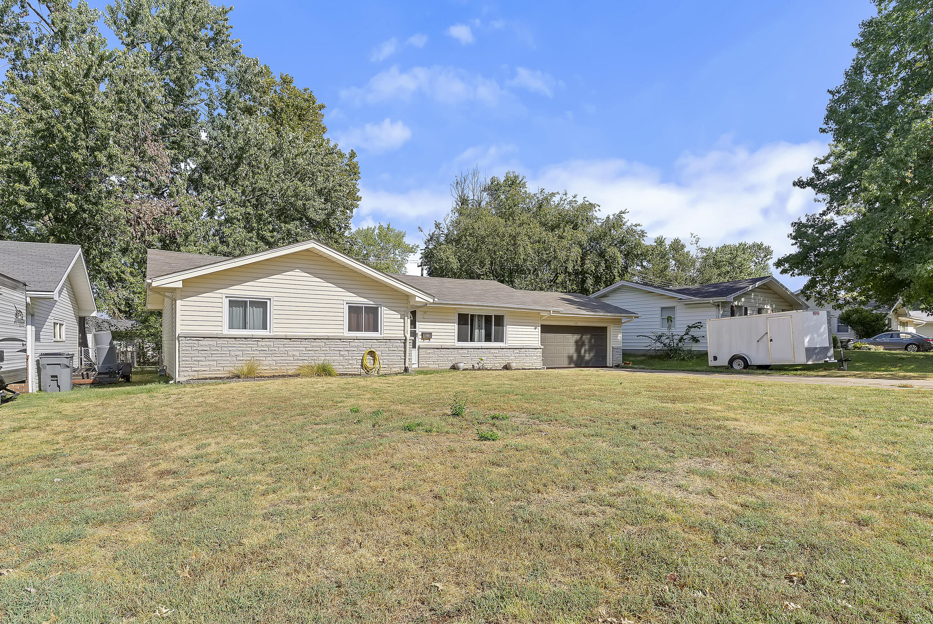 701 E Edgewood Street, Springfield, MO 65807 — photo 2