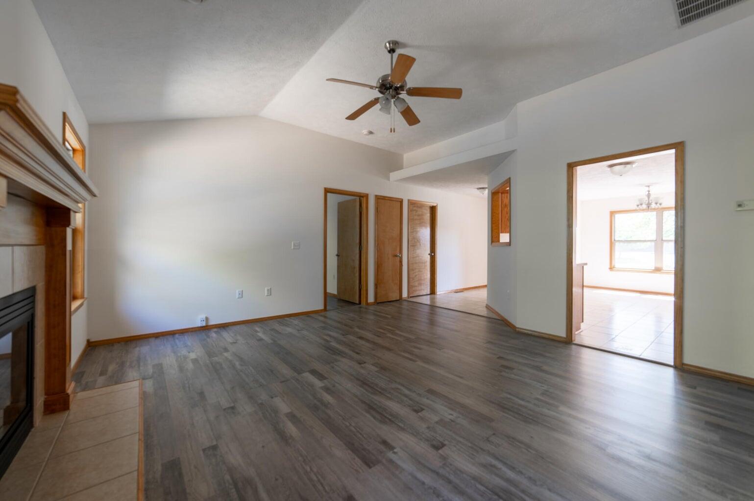 3253 E Colonial Street, Republic, MO 65738 — photo 3