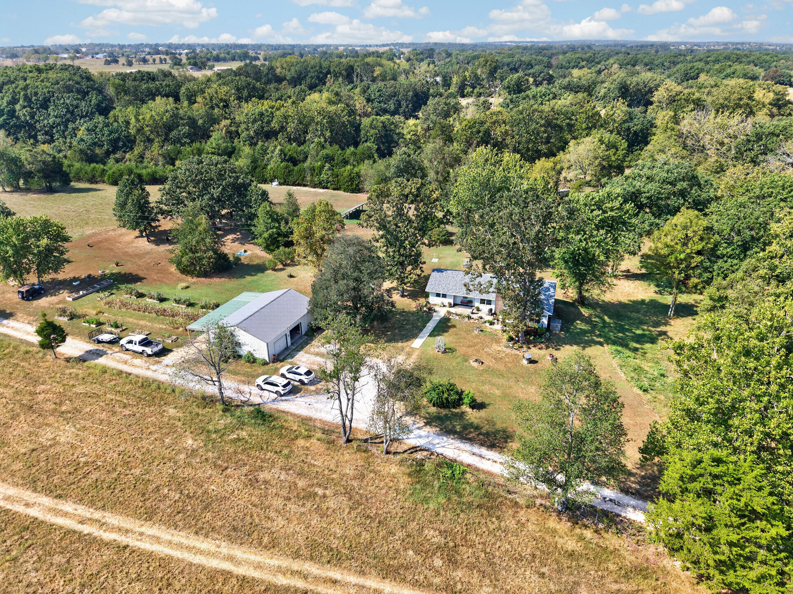 1080 Apache Road, Sparta, MO 65753 — photo 3