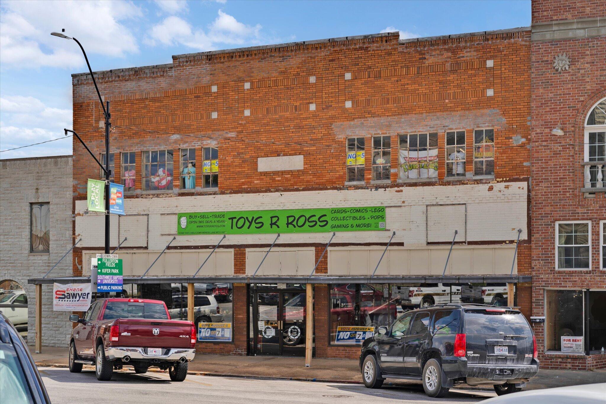 110 E Jackson Street, Bolivar, MO 65613 — photo 2
