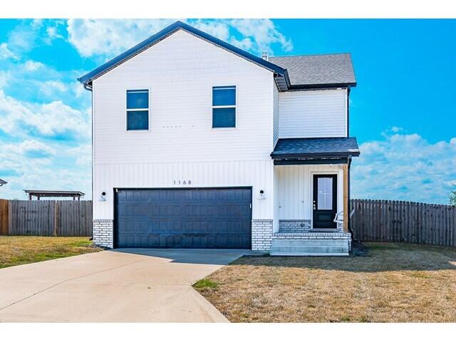 1168 W Holly Street — photo