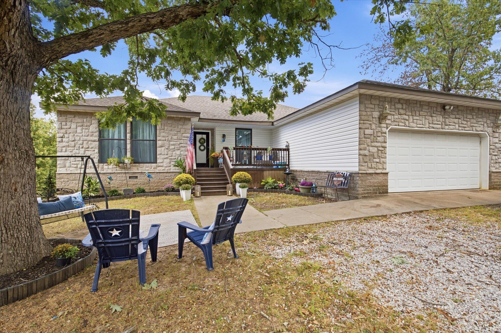 233 Castlegate Drive — photo