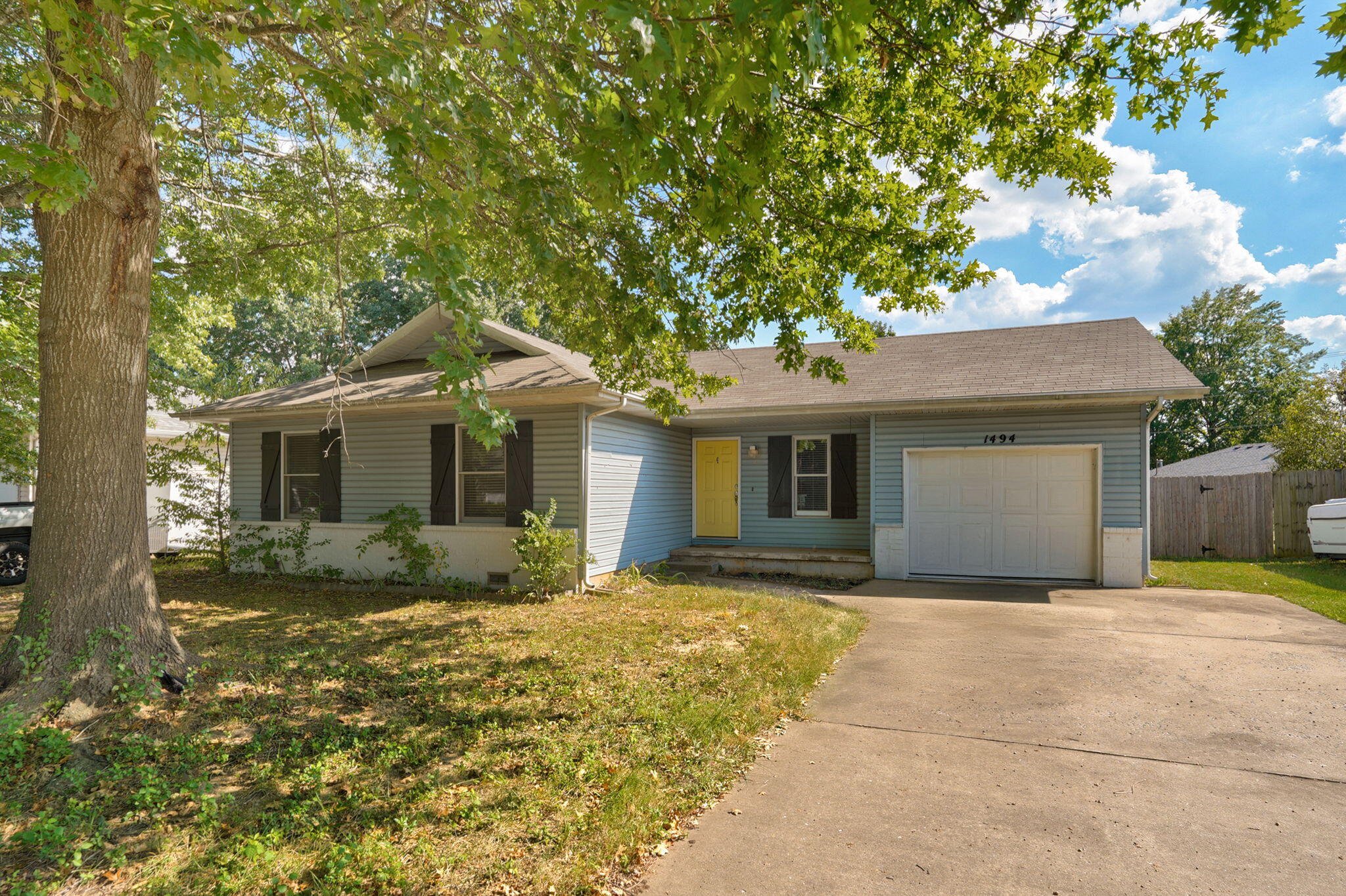 1494 W Daniels Street — photo