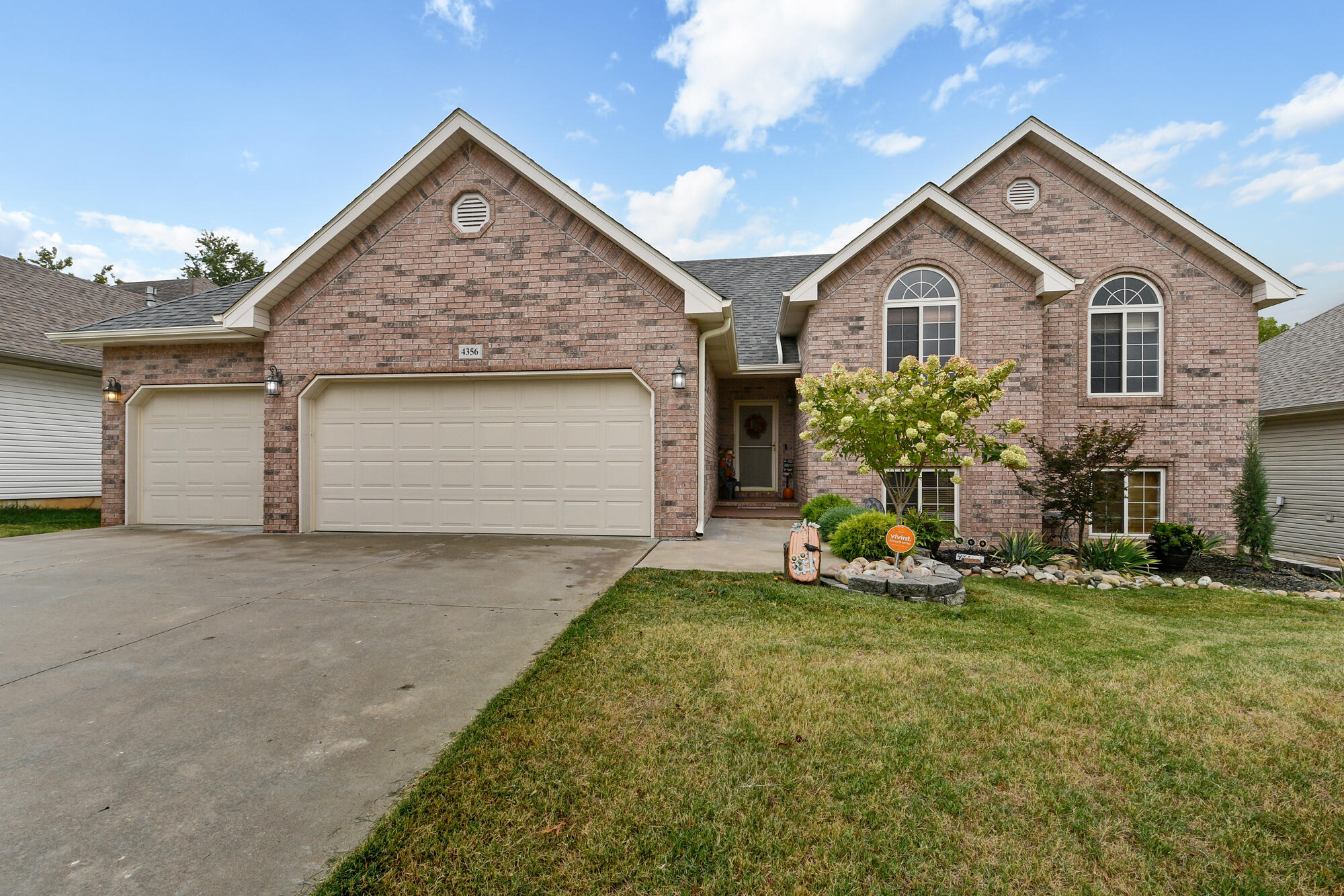 4356 W Forest Ridge Road — photo