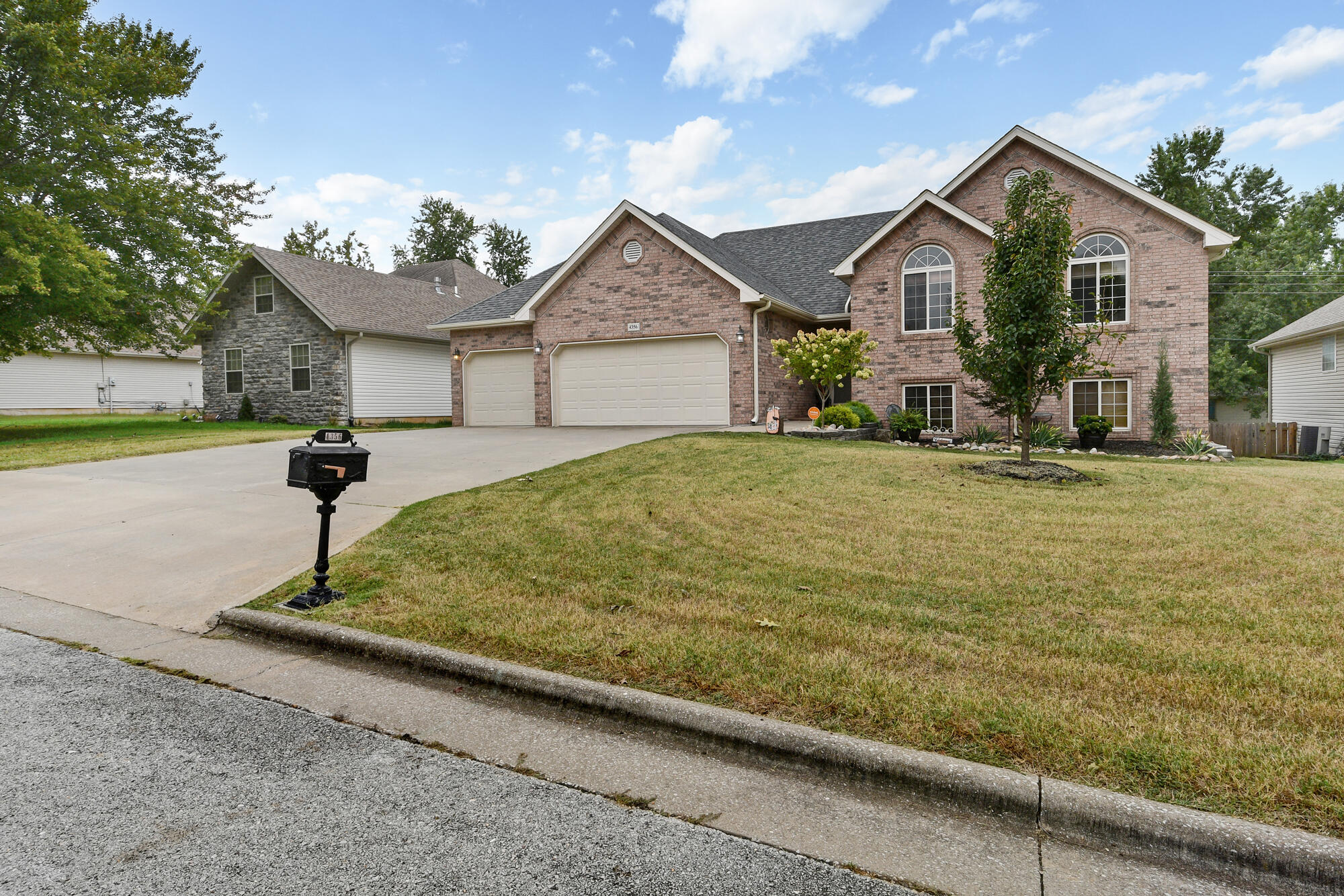 4356 W Forest Ridge Road, Battlefield, MO 65619 | Realty.com