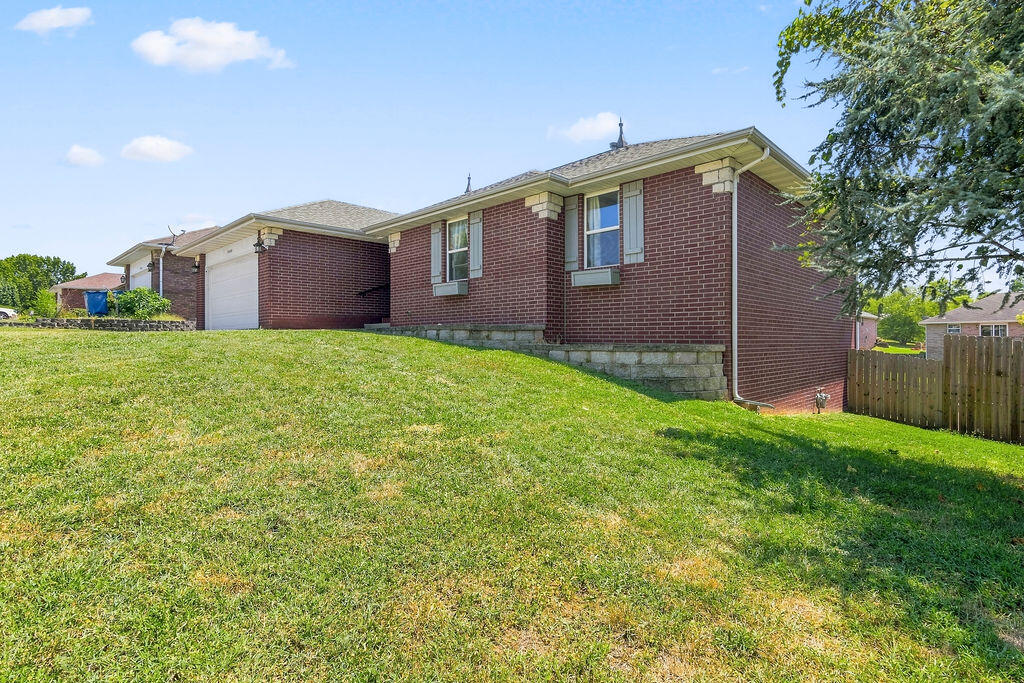 4048 W Falcon Drive — photo