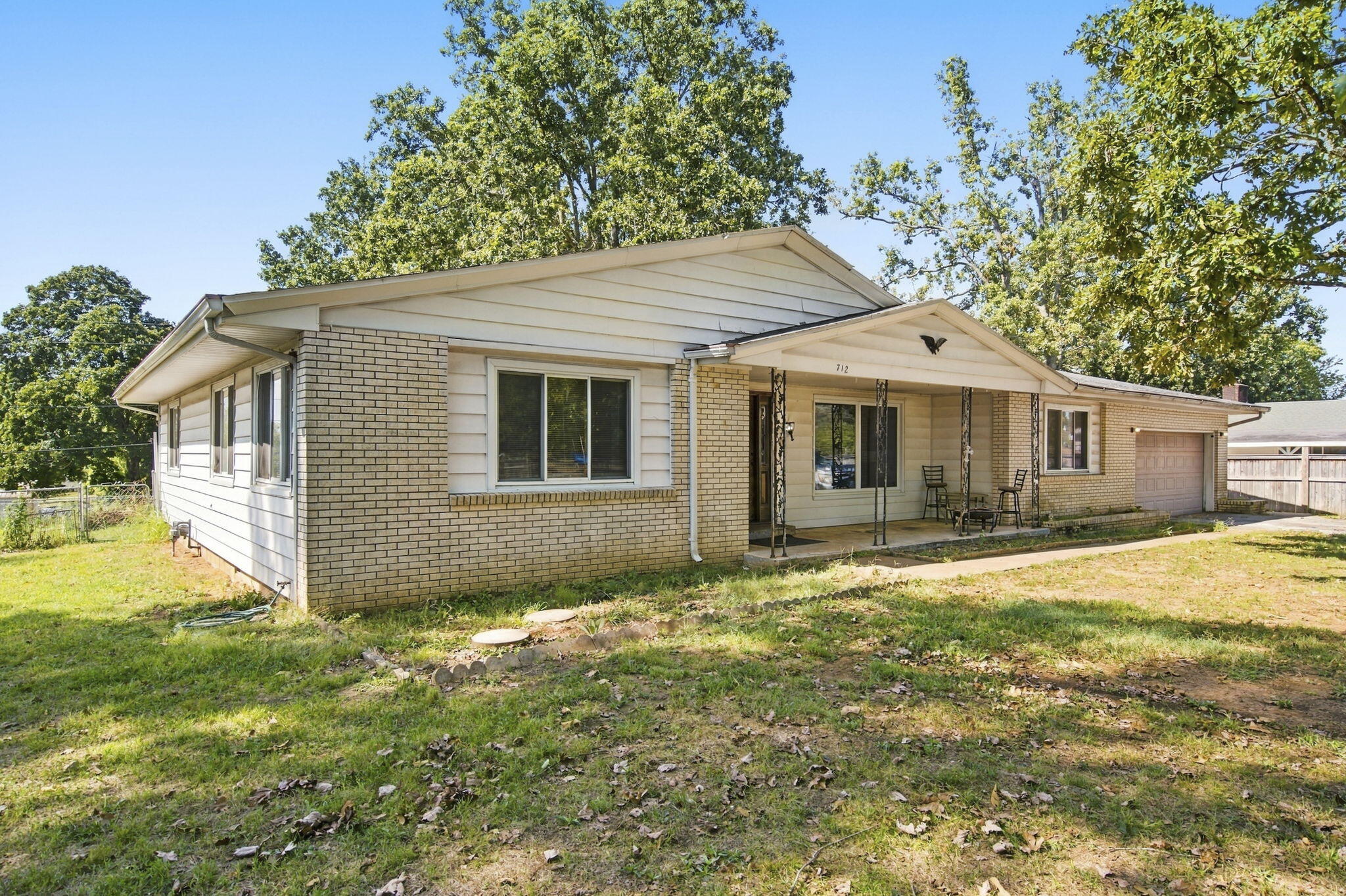 712 Agnes Street, Crane, MO 65633 — photo 2