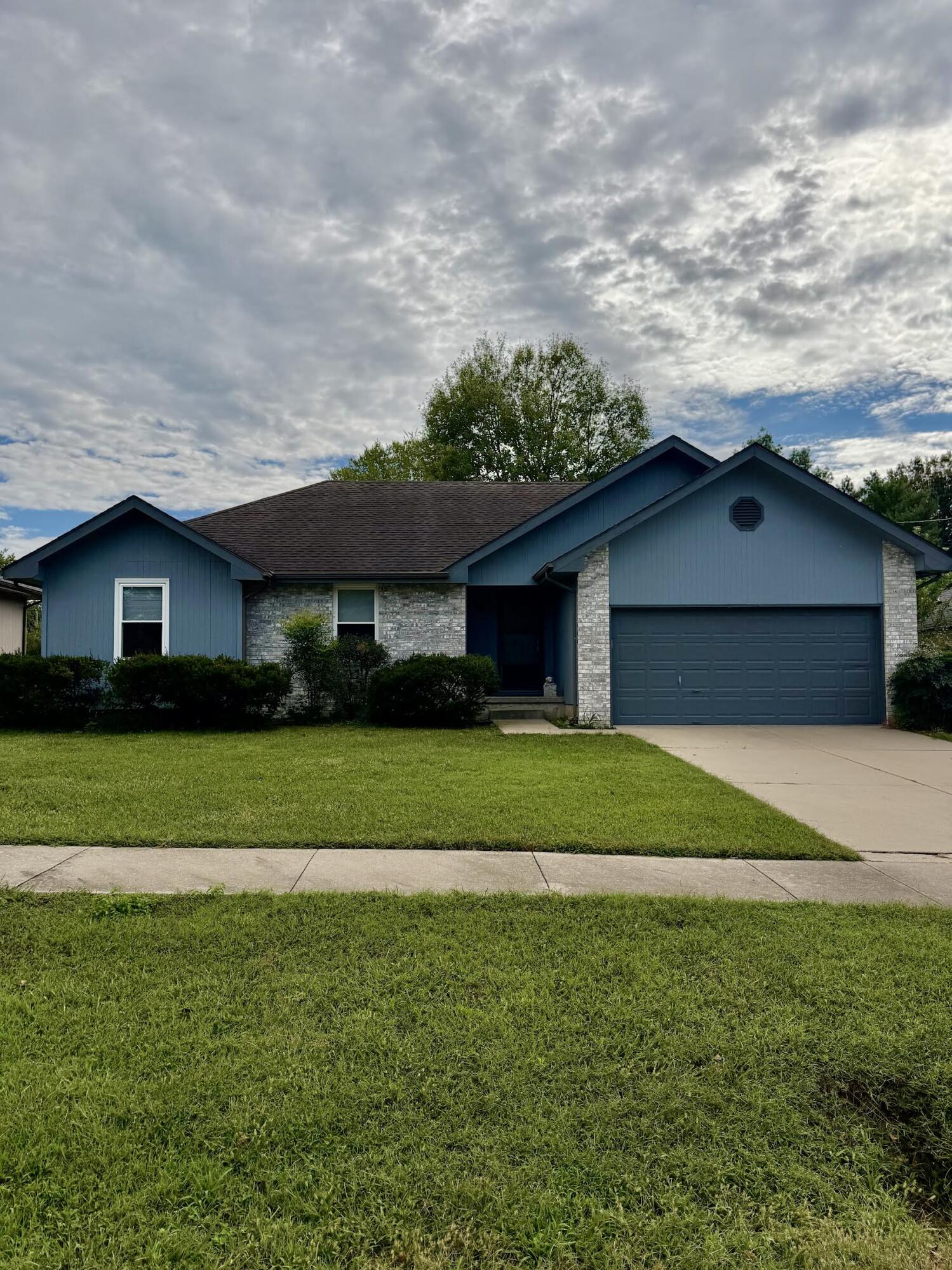 2934 E Chattanooga Street — photo