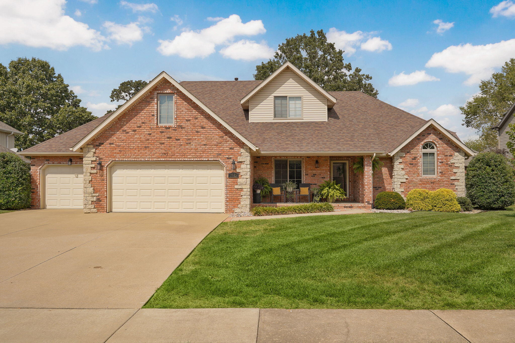 3745 W Randall Road — photo