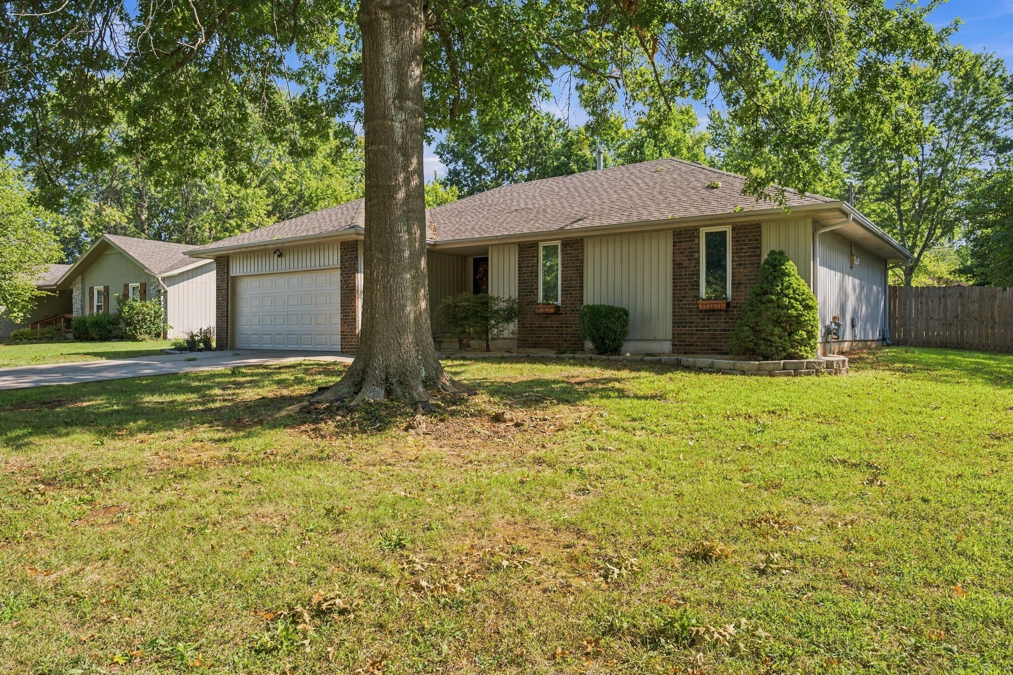 1120 E Highpoint Street, Springfield, MO 65810 — photo 3