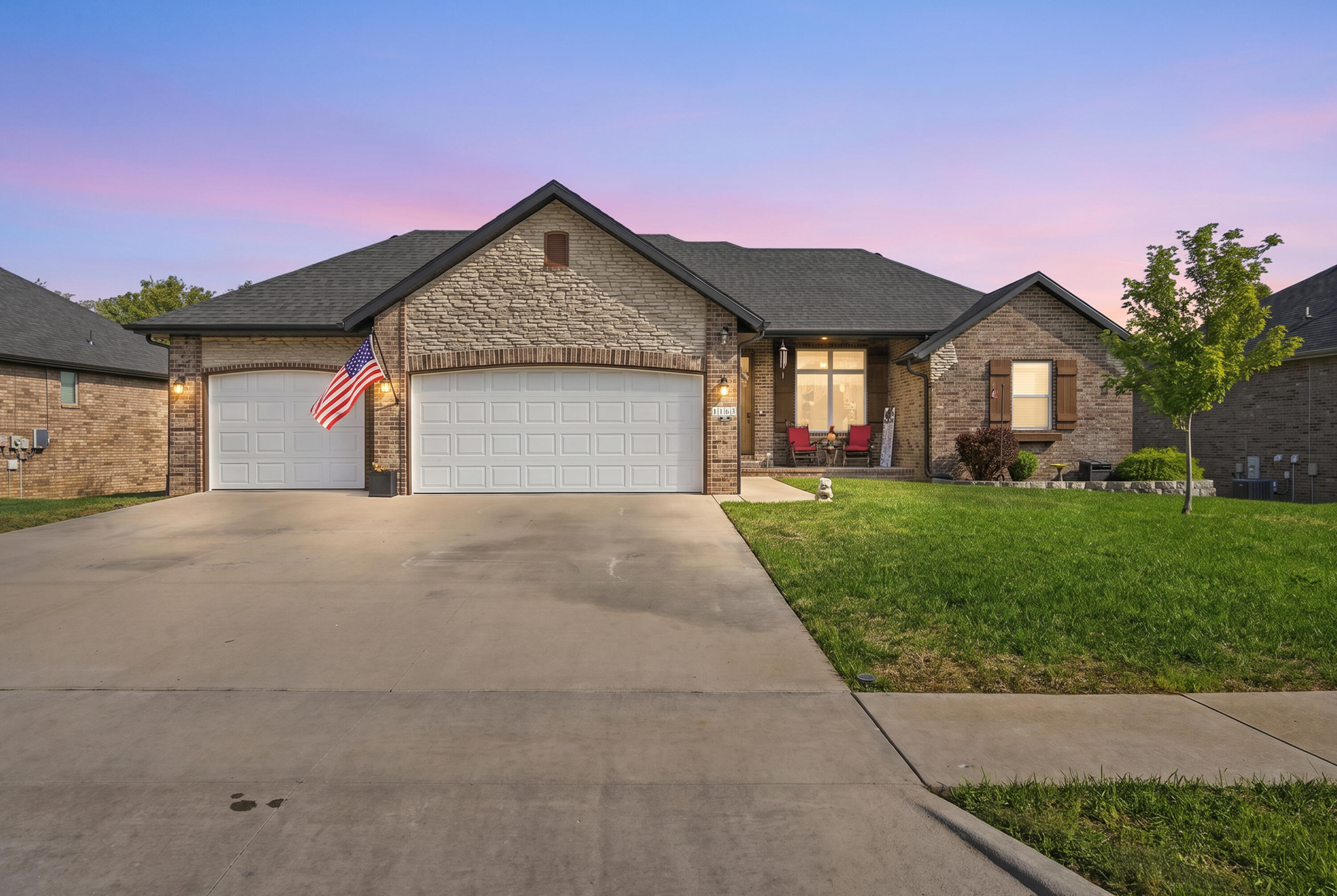 1163 E Headley Street, Springfield, MO 65803 — photo 2